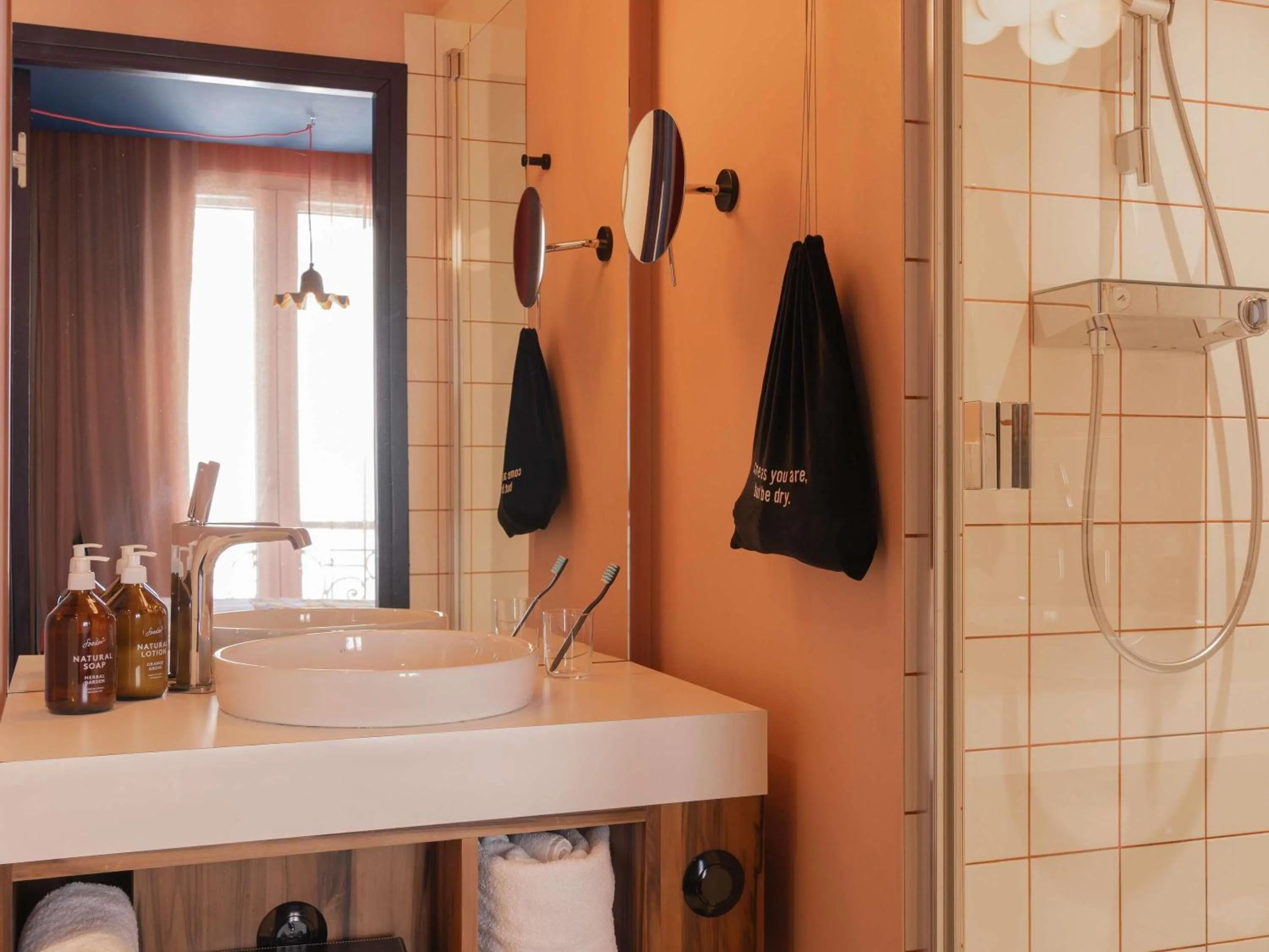 Bedroom in 25hours Hotel Terminus Nord