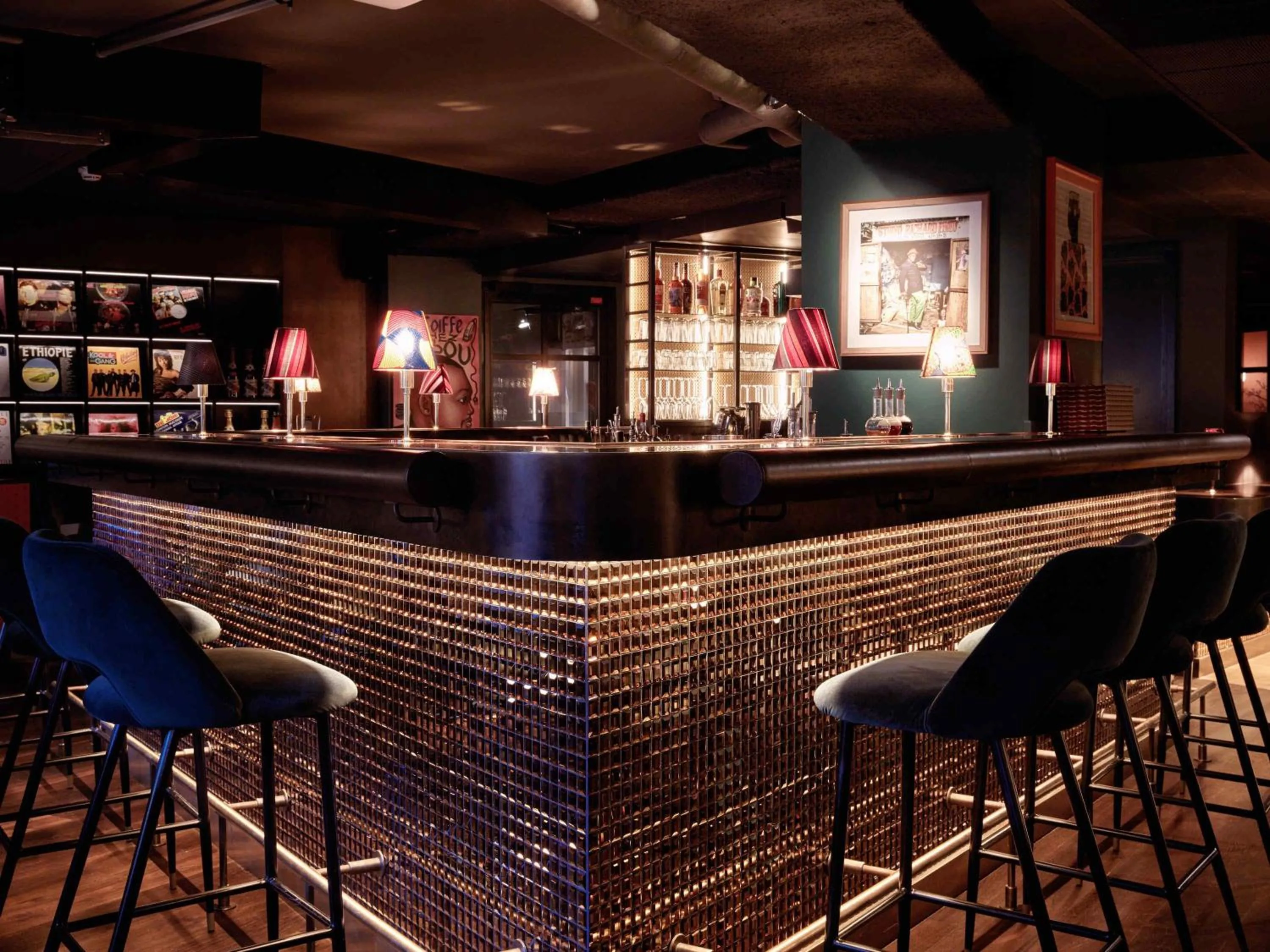 Lounge or bar in 25hours Hotel Terminus Nord