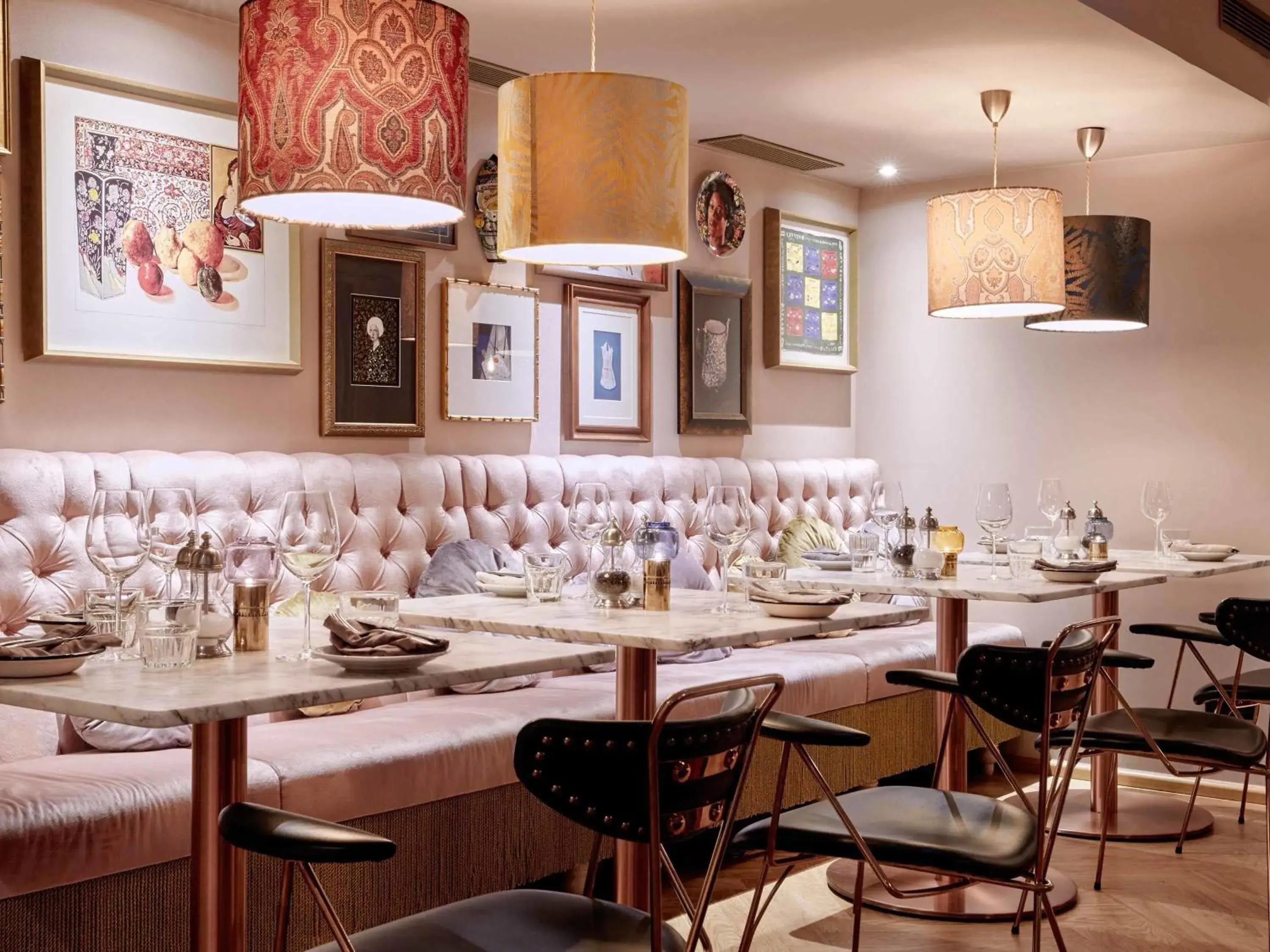 Restaurant/places to eat in 25hours Hotel Terminus Nord Restaurant/places to eat in 25hours Hotel Terminus Nord