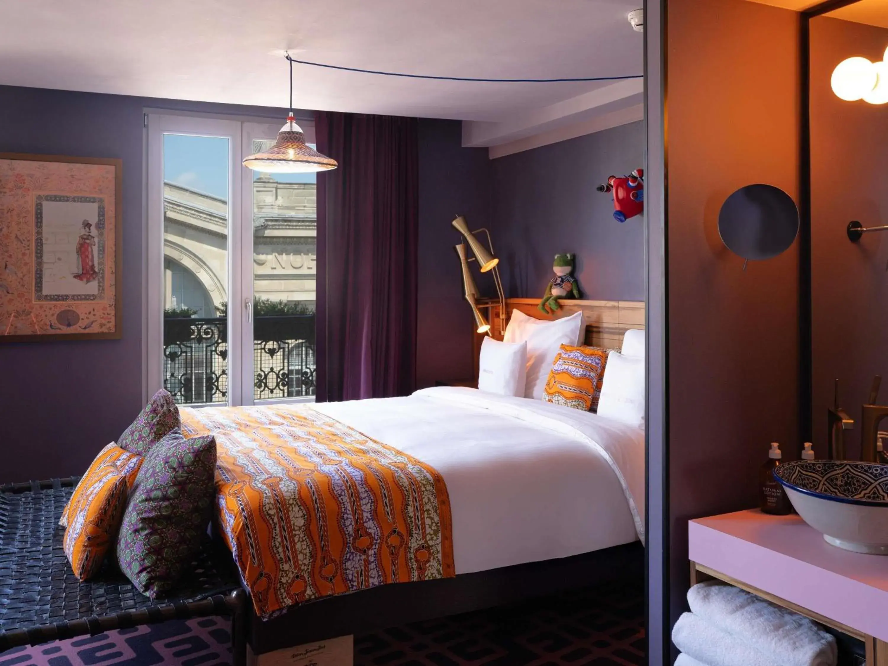 Extra Large Plus in 25hours Hotel Terminus Nord Extra Large Plus in 25hours Hotel Terminus Nord