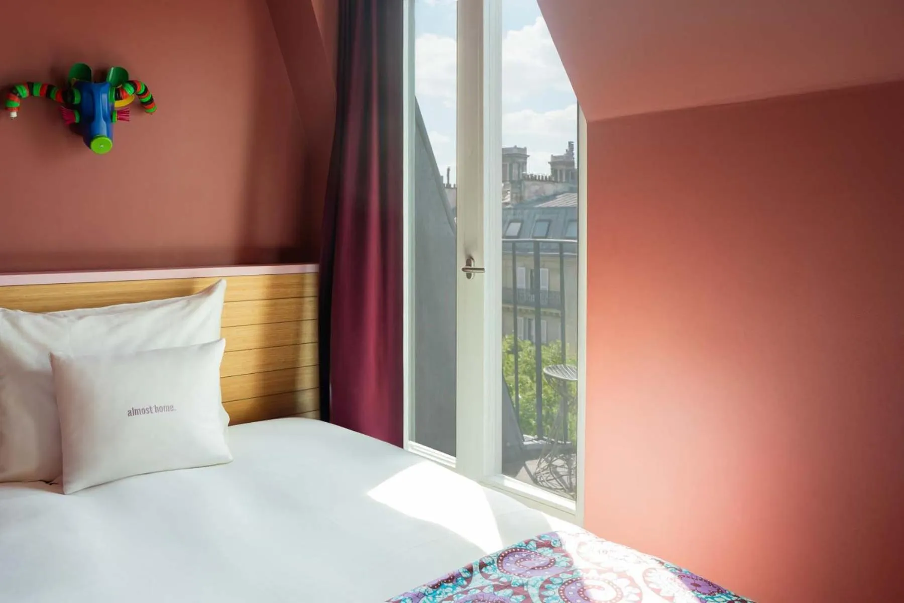 Bedroom, Bed in 25hours Hotel Terminus Nord