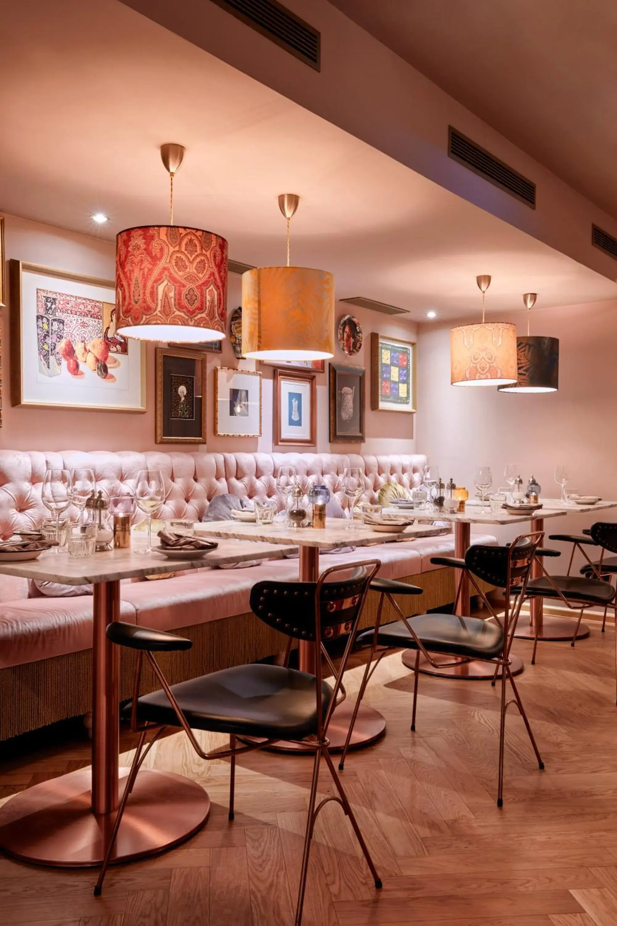 Restaurant/places to eat in 25hours Hotel Terminus Nord Restaurant/places to eat in 25hours Hotel Terminus Nord