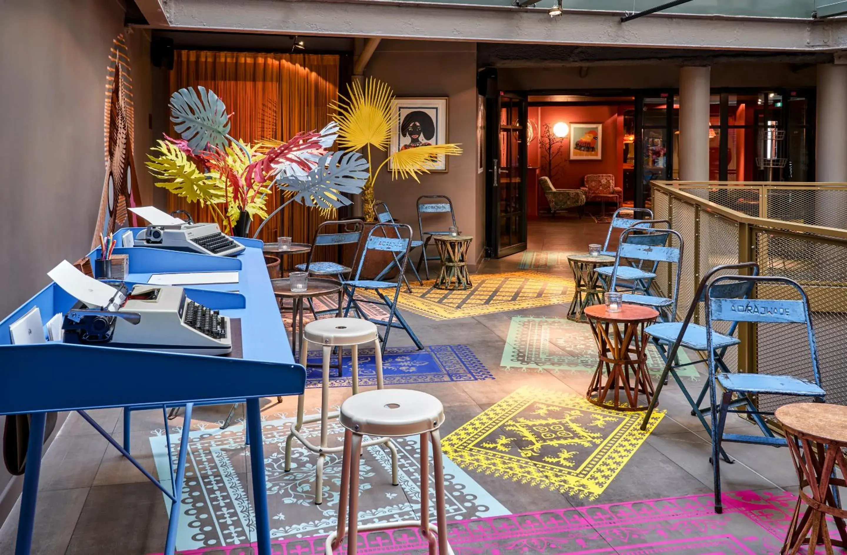 Lounge or bar in 25hours Hotel Terminus Nord Lounge or bar in 25hours Hotel Terminus Nord