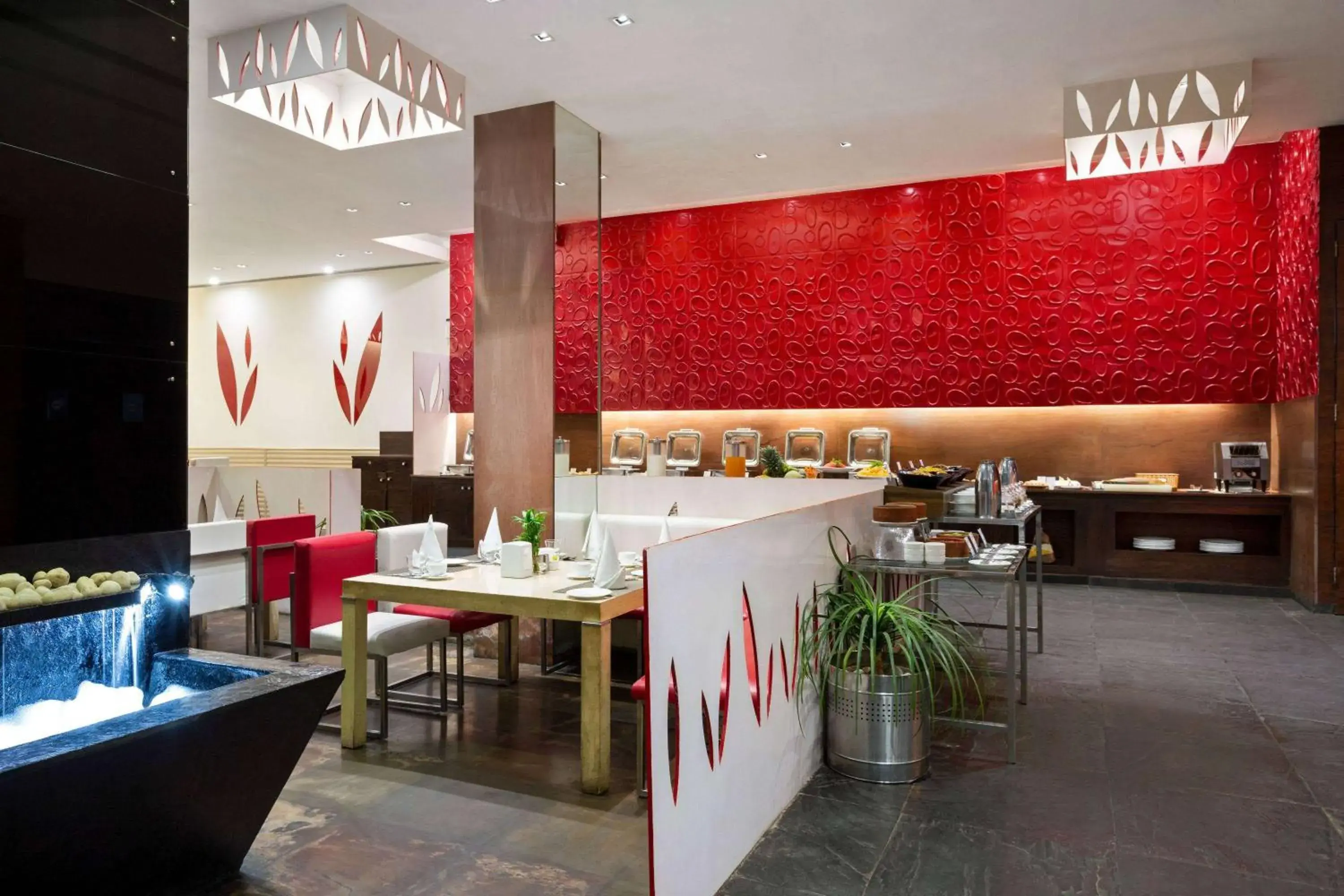 Restaurant/places to eat in Ramada Ajmer Restaurant/places to eat in Ramada Ajmer