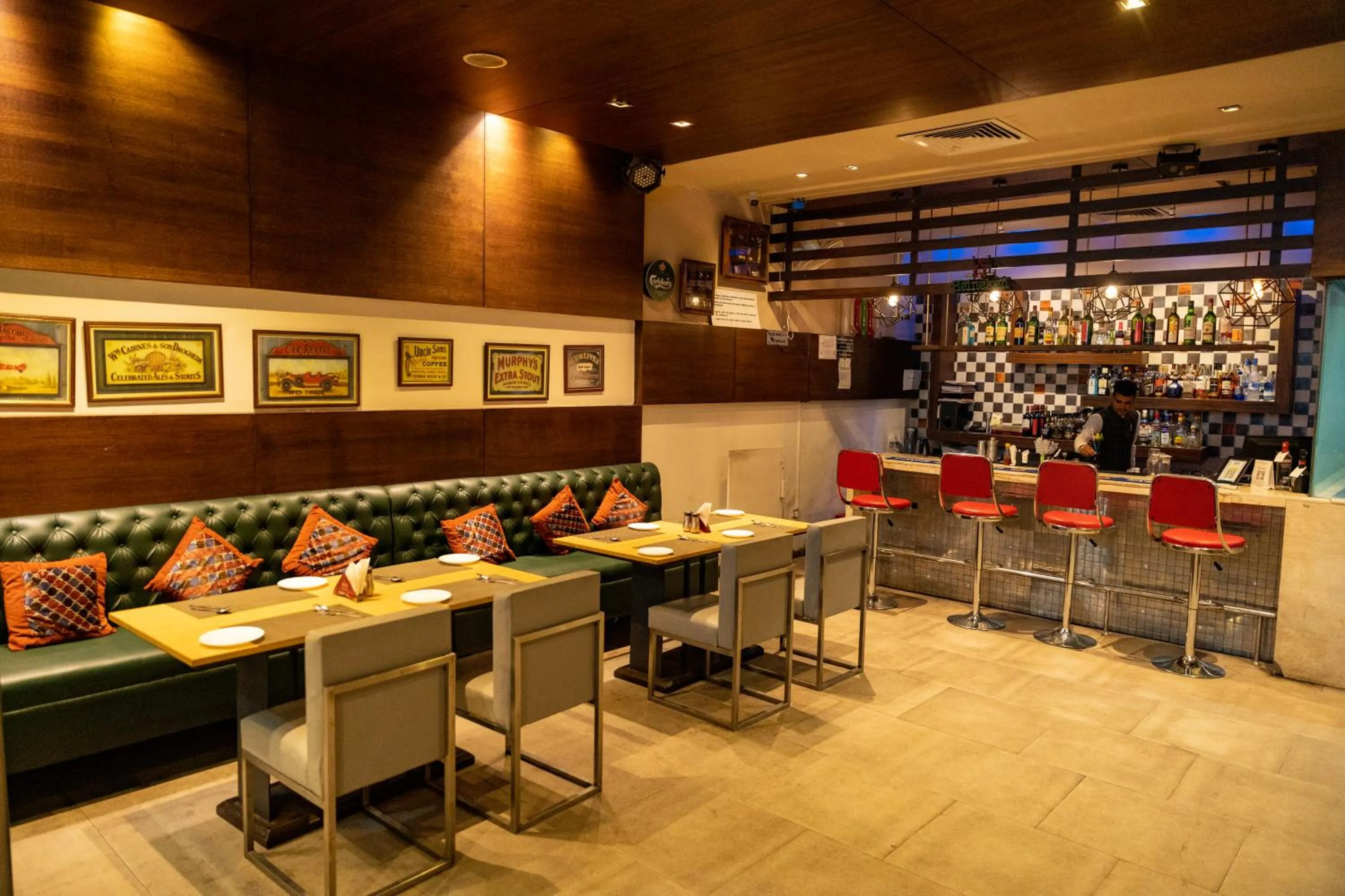 Lounge or bar in Ramada Ajmer