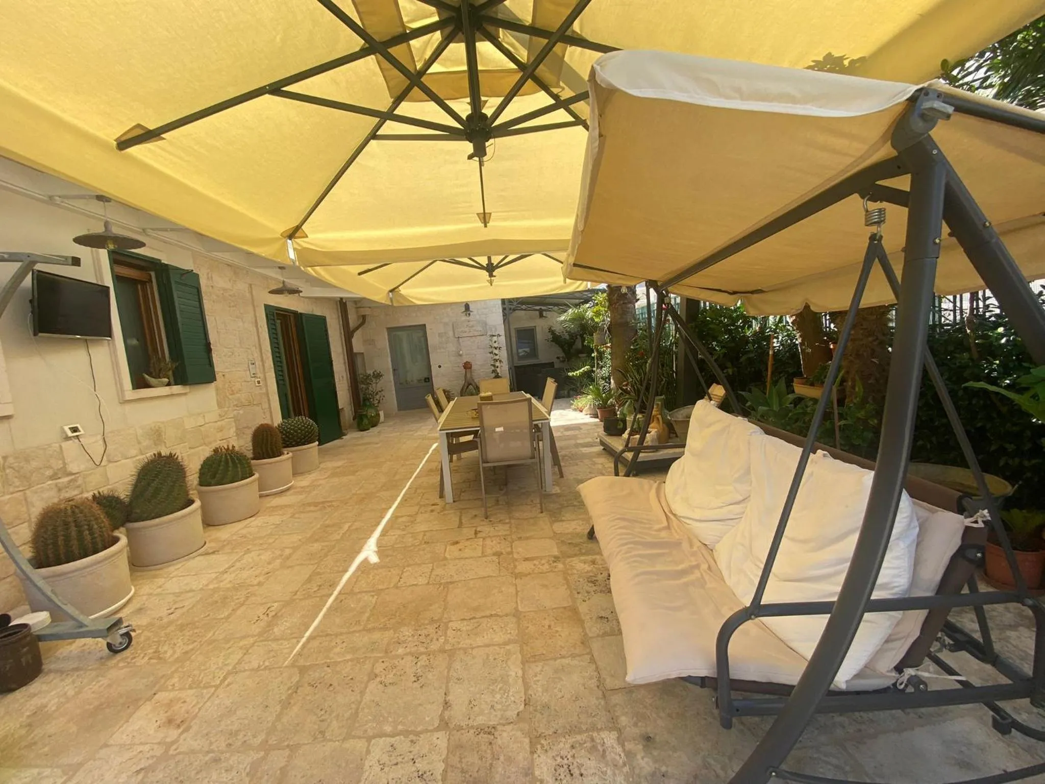 Property building in Trulli Occhi Di Pietra