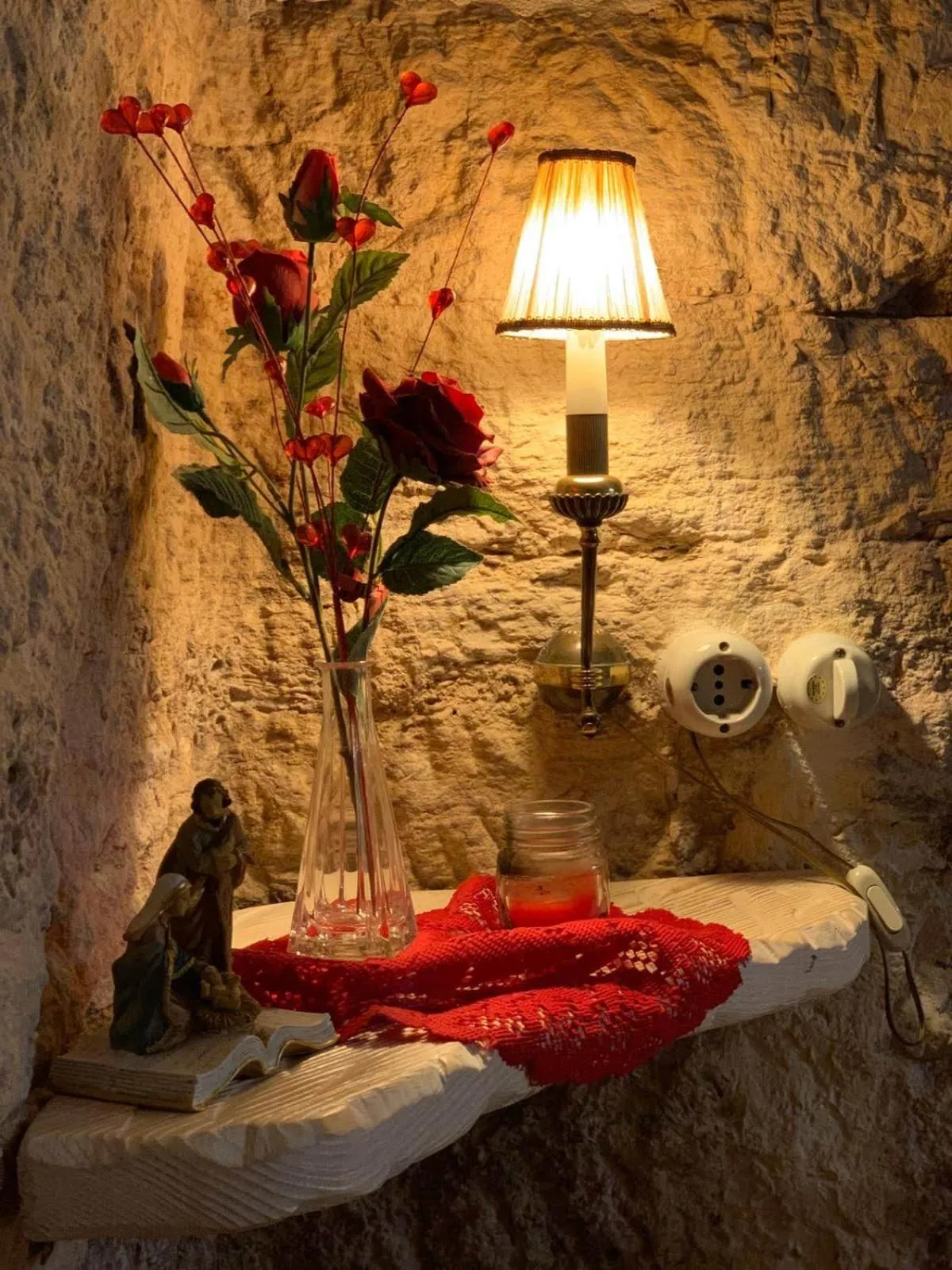 Decorative detail in Trulli Occhi Di Pietra