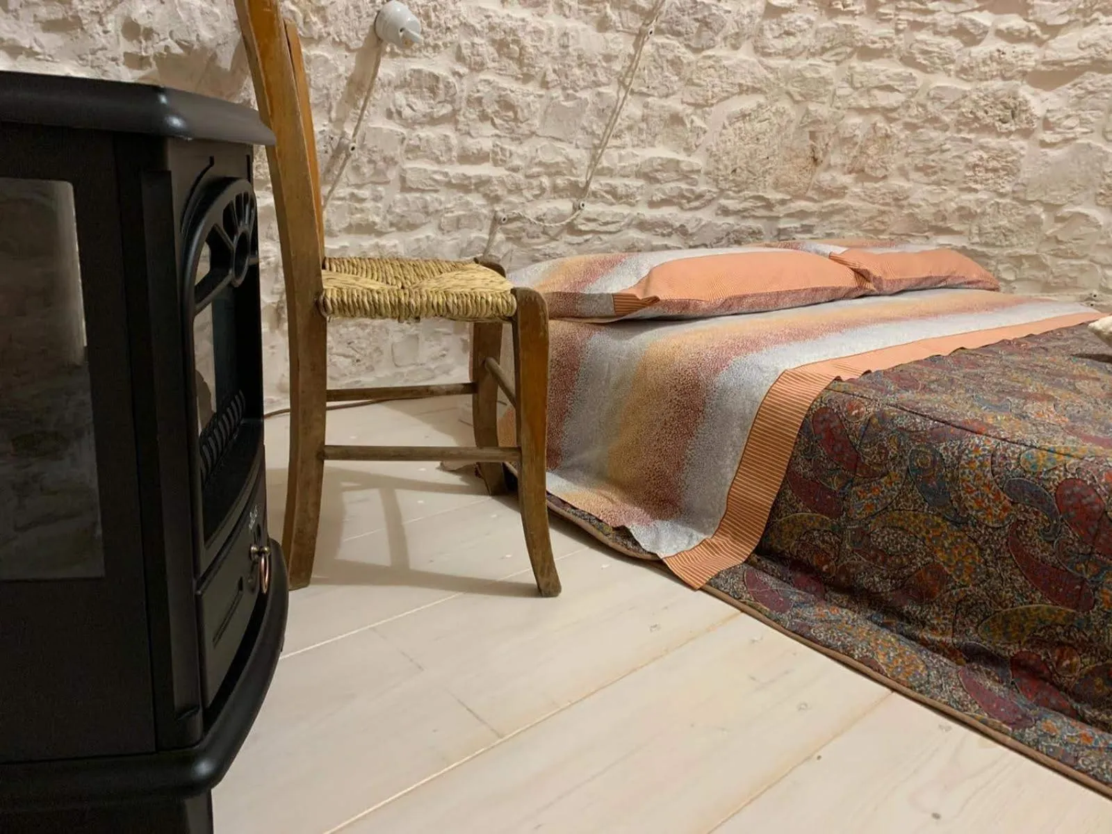 Photo of the whole room, Bed in Trulli Occhi Di Pietra