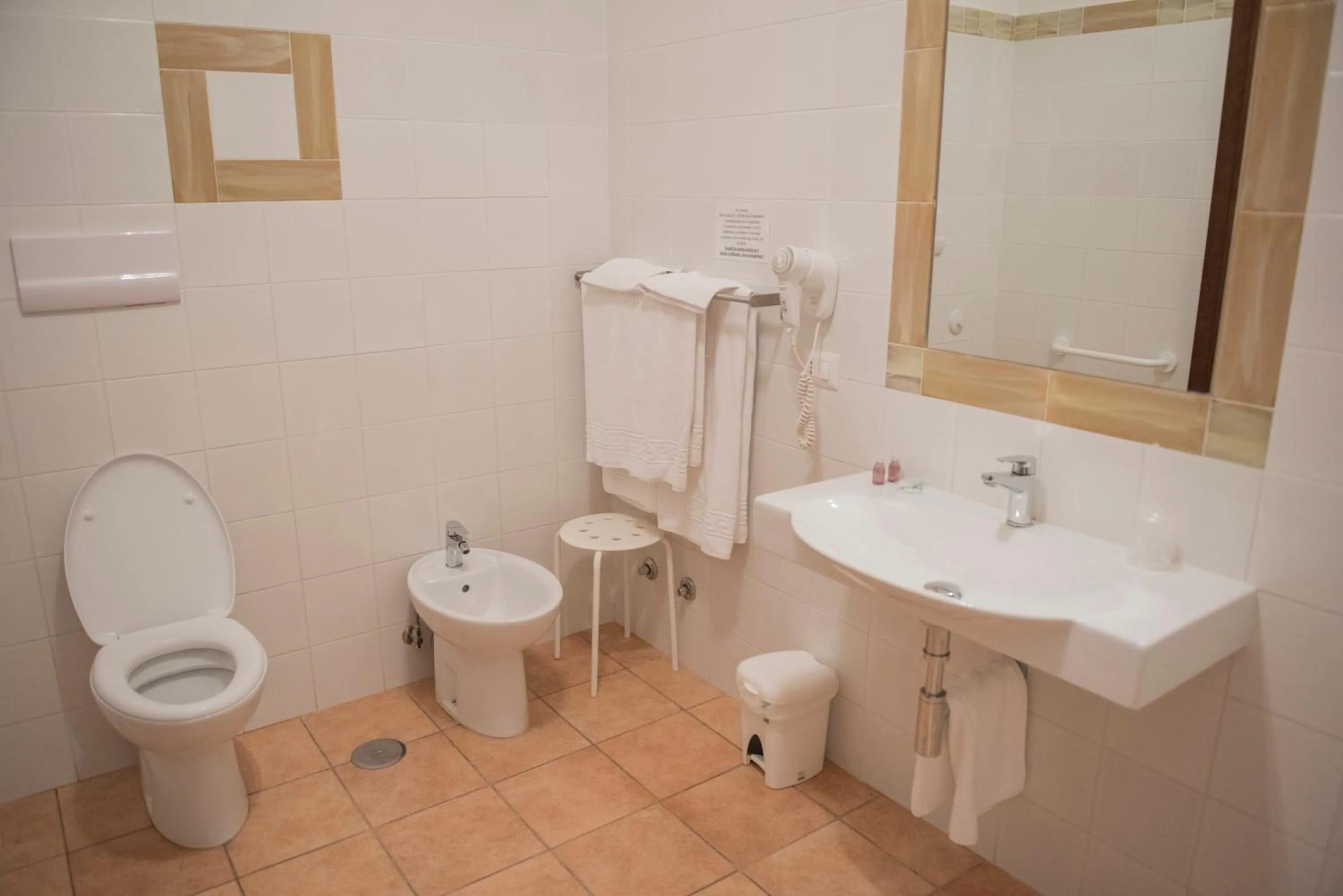 Toilet in Hotel Caluna Charme