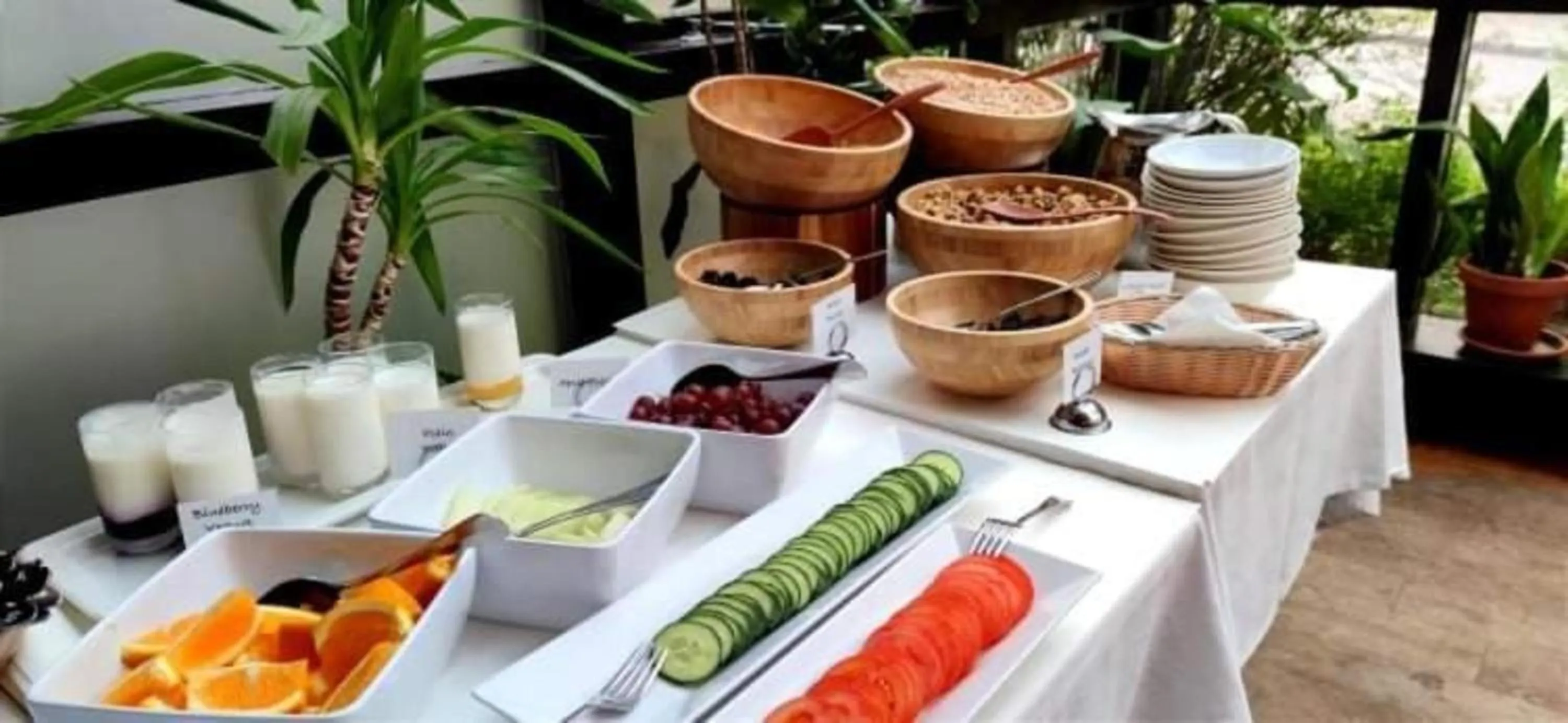 Breakfast in Ódinsvé Hotel Apartments