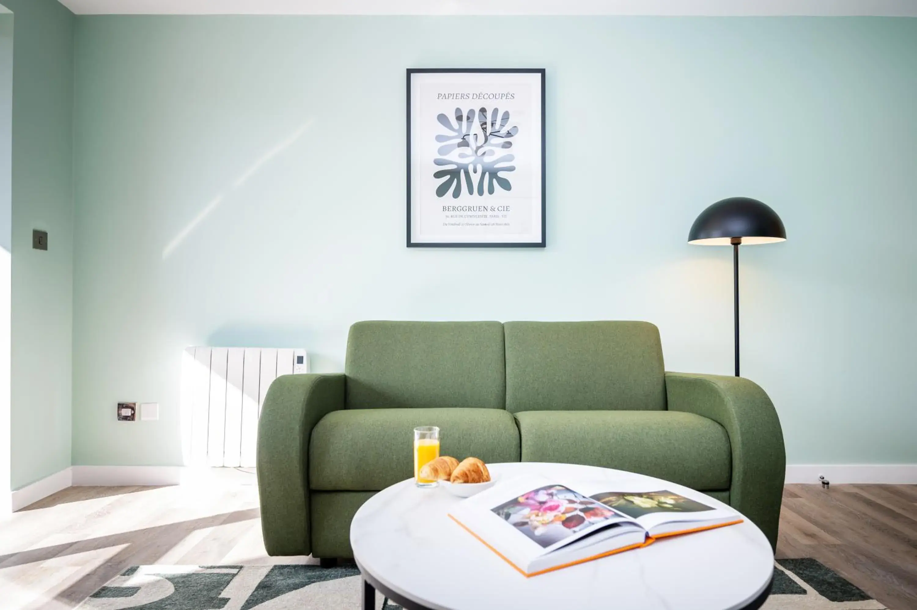 Seating area in Staycity Aparthotels Dublin Augustine Seating area in Staycity Aparthotels Dublin Augustine