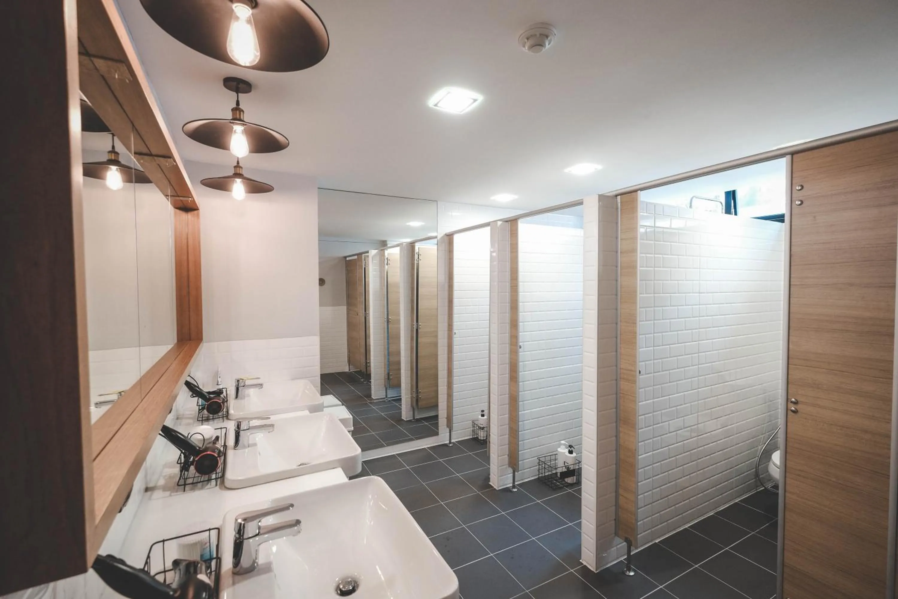 Bathroom in Stay Thapae Hostel