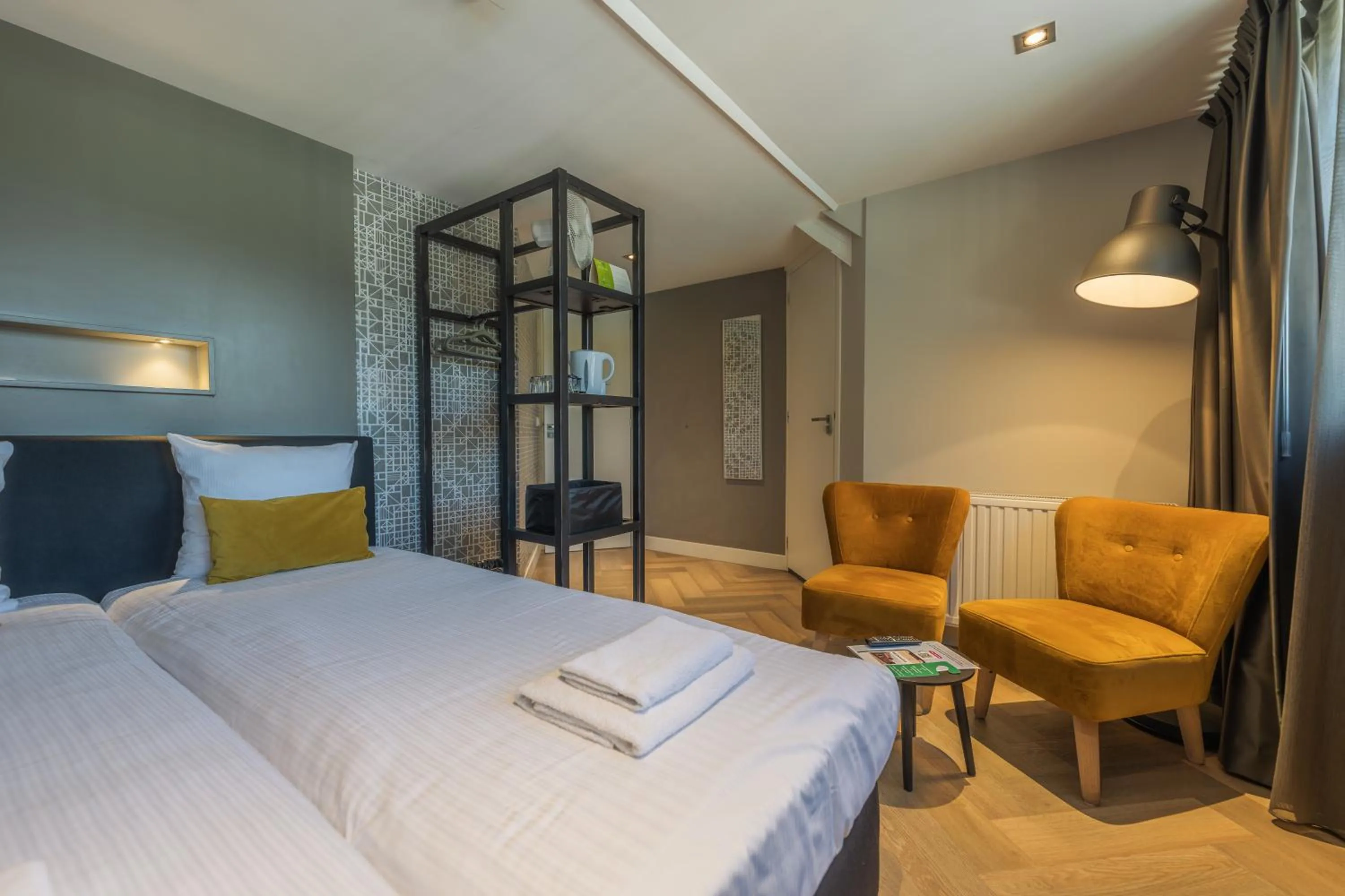 Bedroom, Bed in B&B Dennenbos