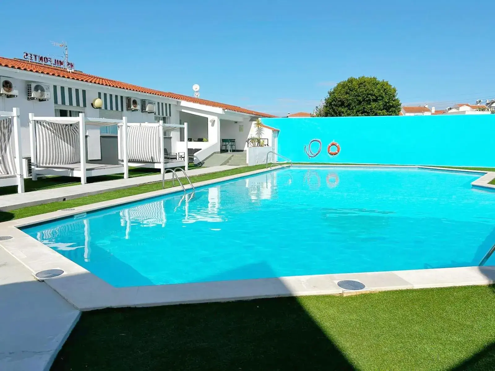 Swimming pool in HS Milfontes Beach Hotel - Duna Parque Resorts & Hotels Swimming pool in HS Milfontes Beach Hotel - Duna Parque Resorts & Hotels