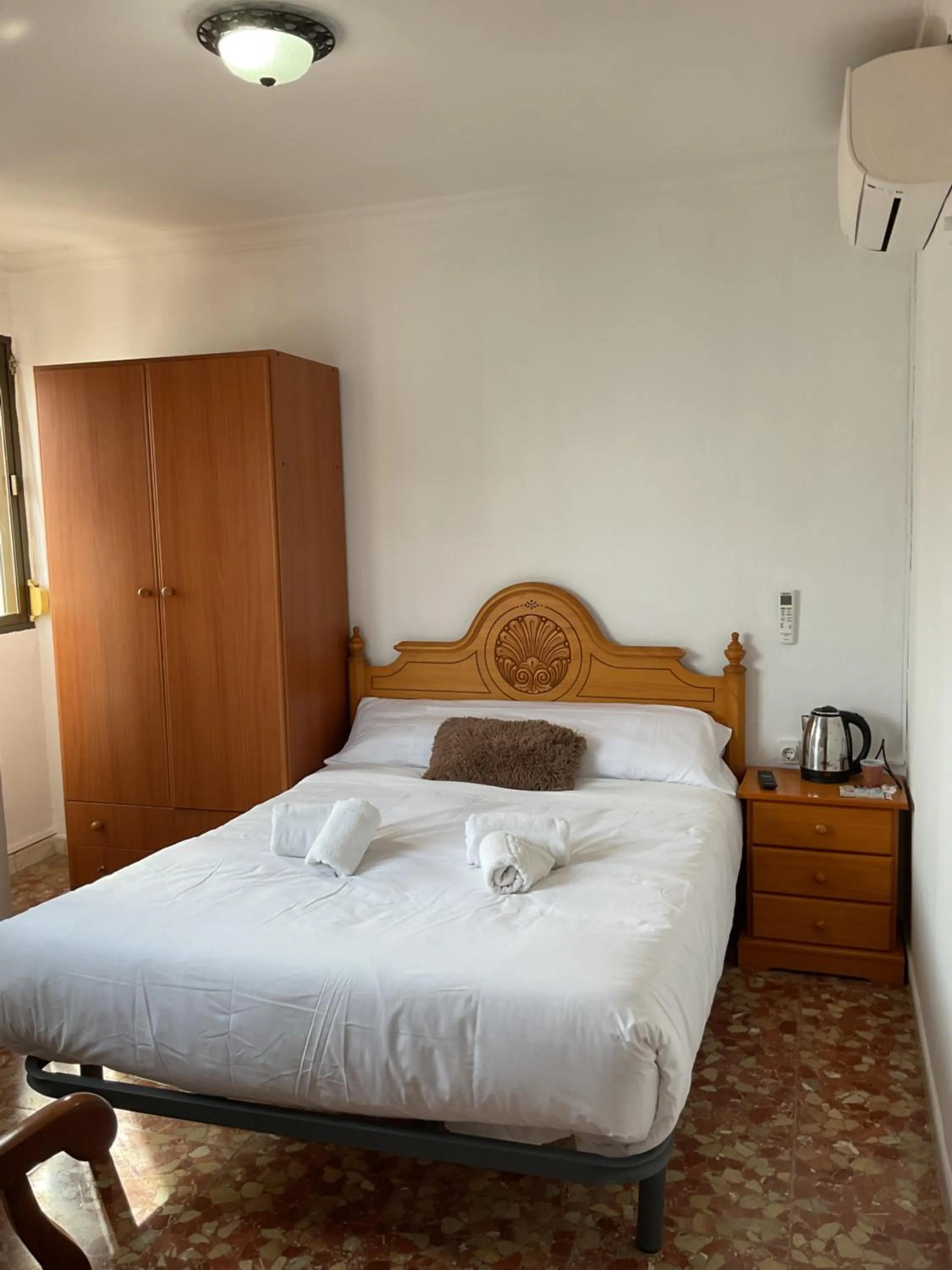 Bed in Hostal San Miguel by Croma