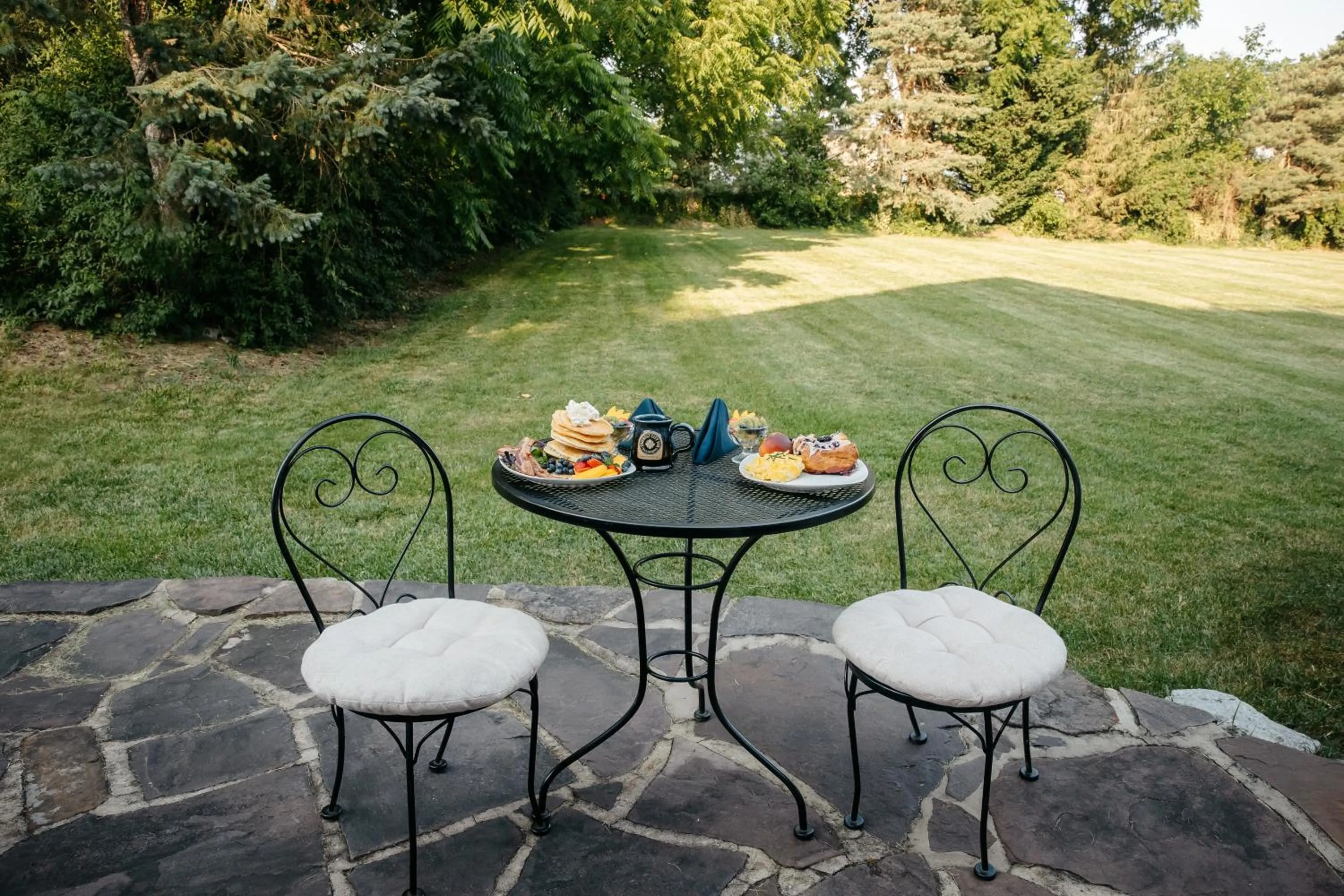 Friendly City Inn B&B