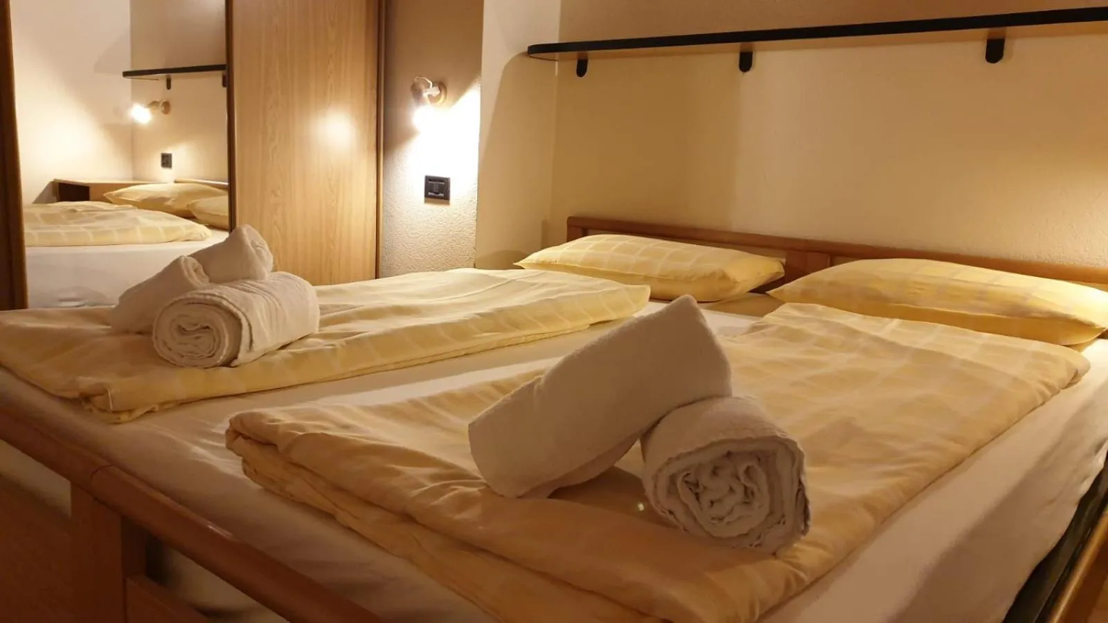 Bed in Alpino Lodge Bivio