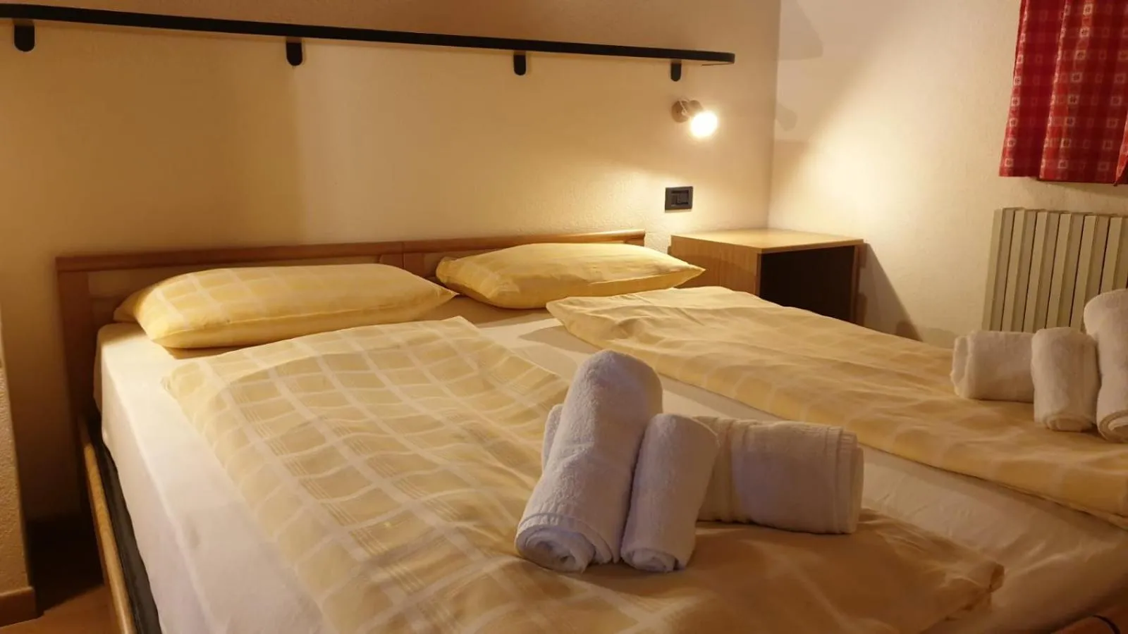 Bed in Alpino Lodge Bivio