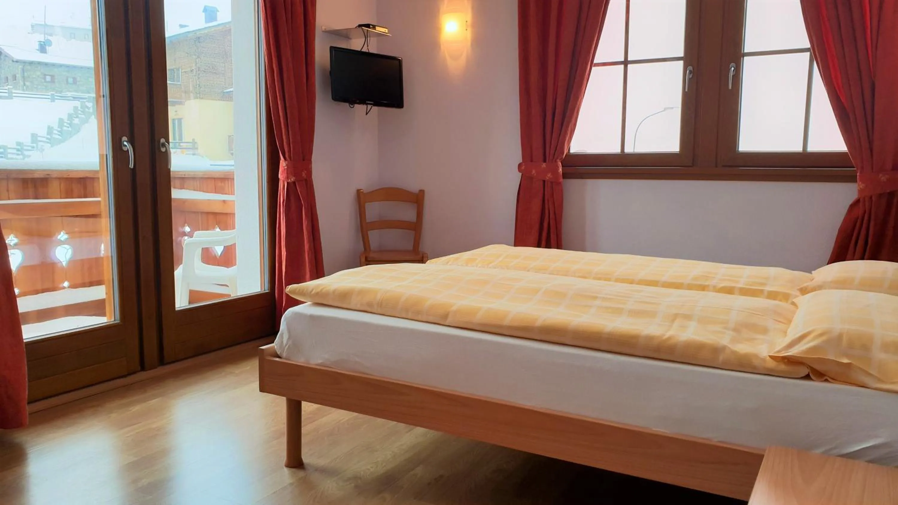 Bed in Alpino Lodge Bivio