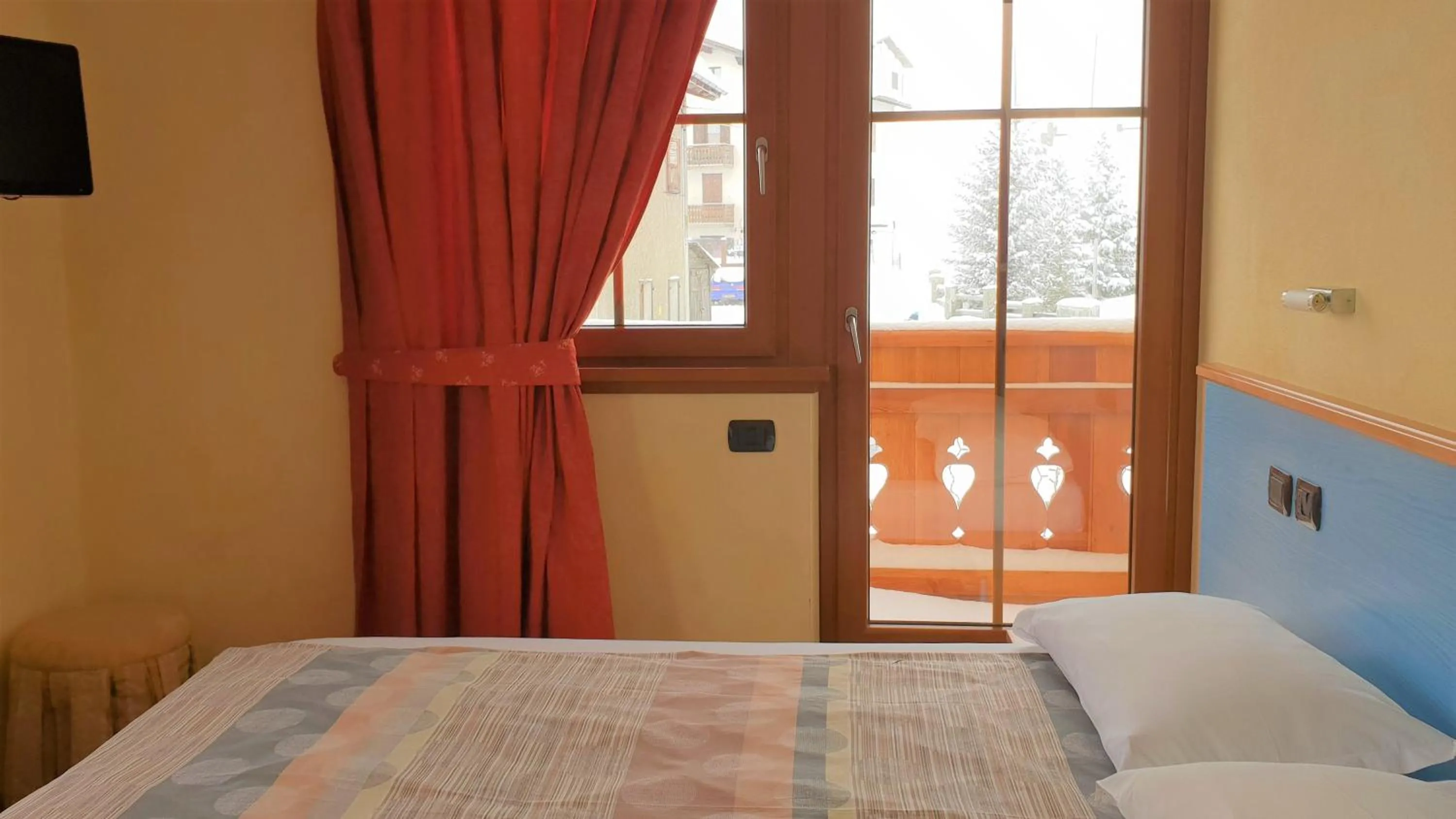 Bed in Alpino Lodge Bivio