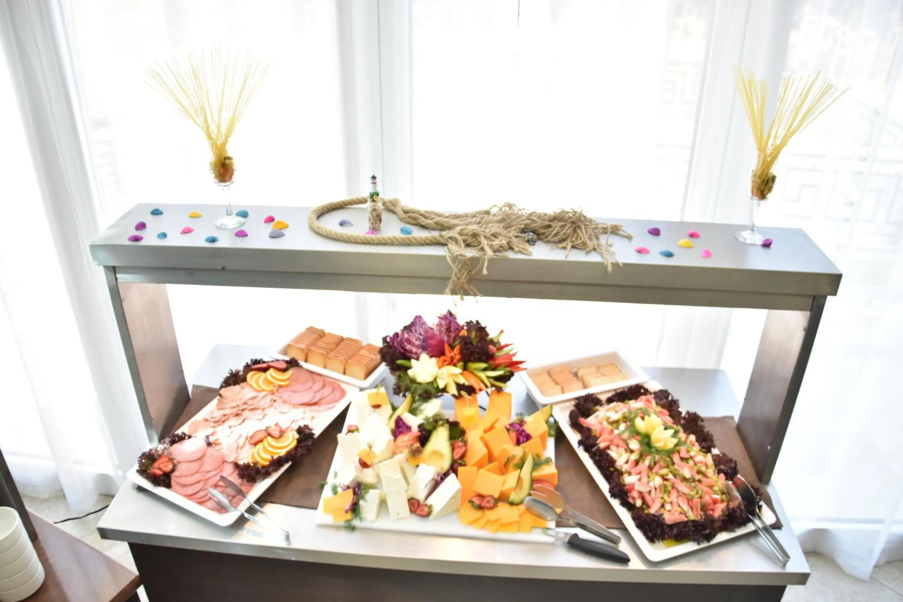 Food in Blue Pearl Hotel - All Inclusive Plus