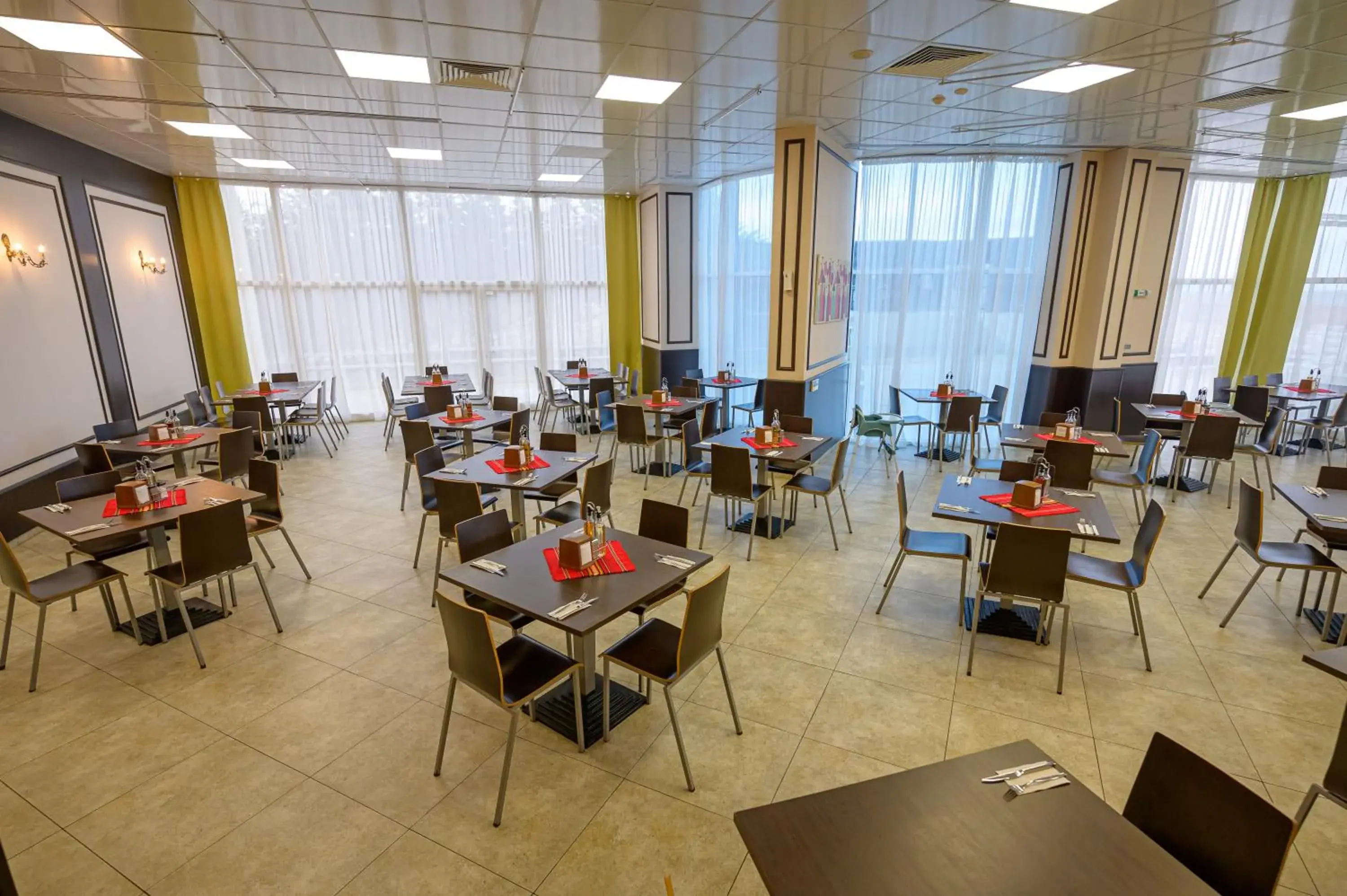 Restaurant/places to eat in Blue Pearl Hotel - All Inclusive Plus Restaurant/places to eat in Blue Pearl Hotel - All Inclusive Plus