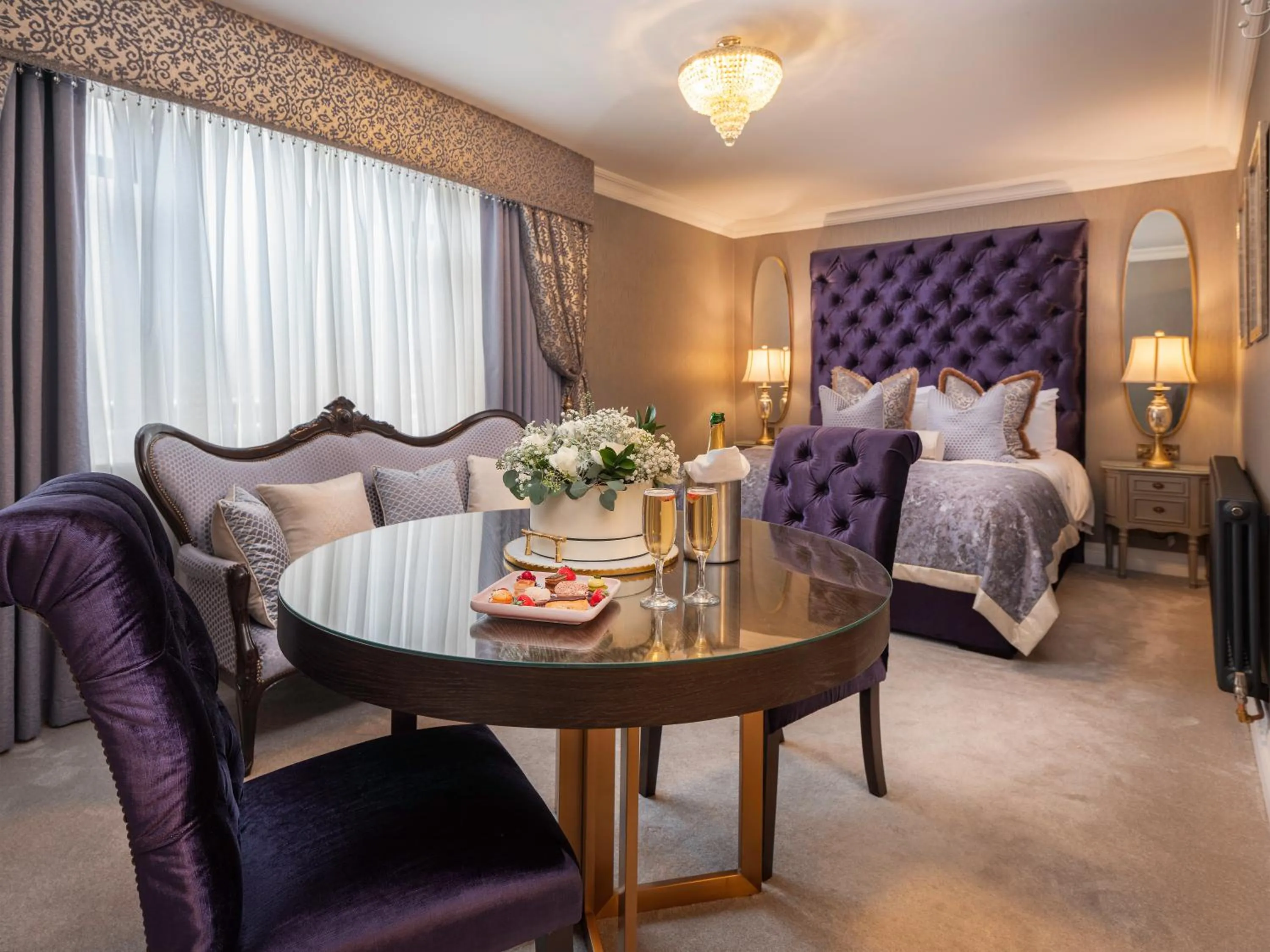 Bedroom, Bed in Ardboyne Hotel