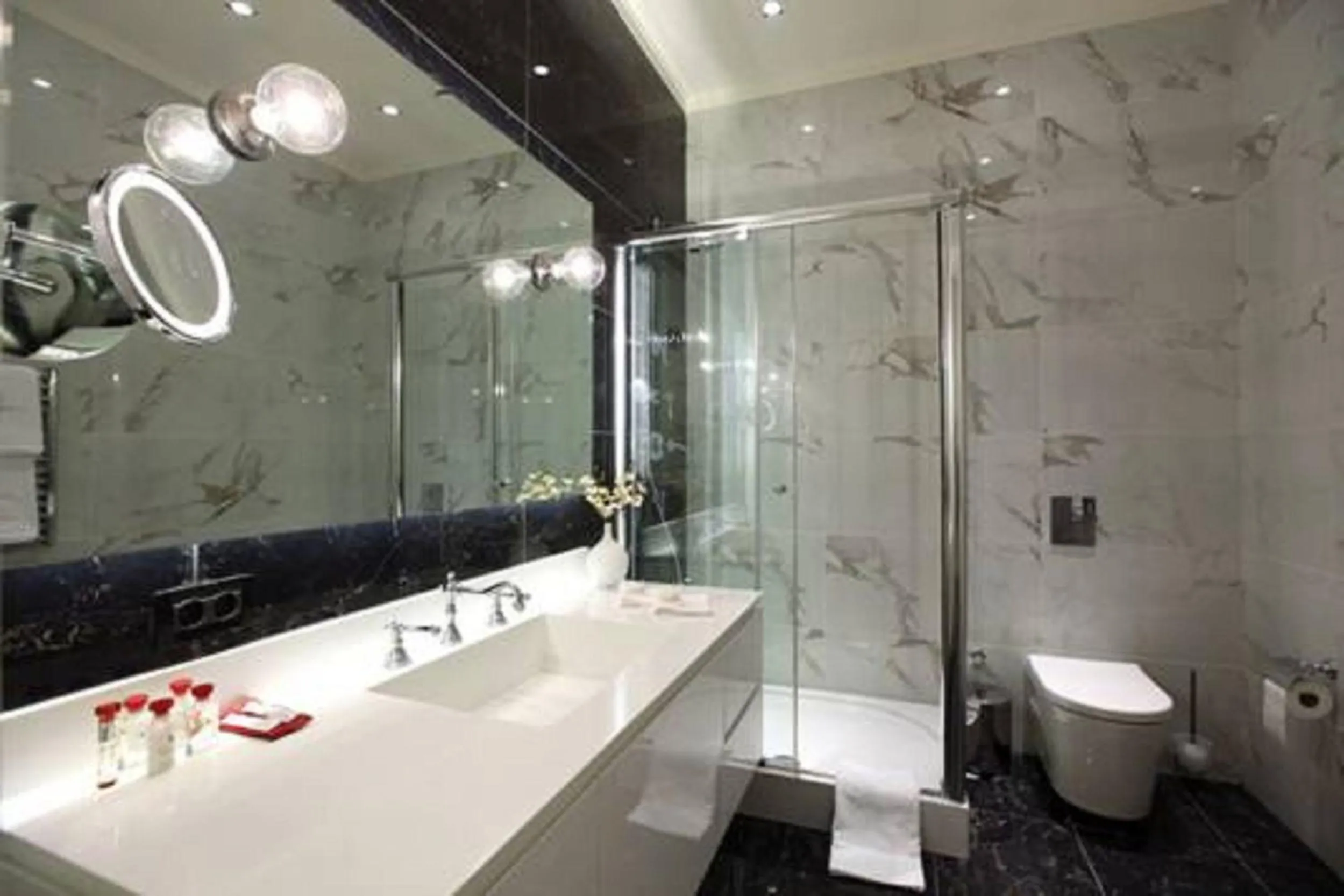 Bathroom in Pera Residence