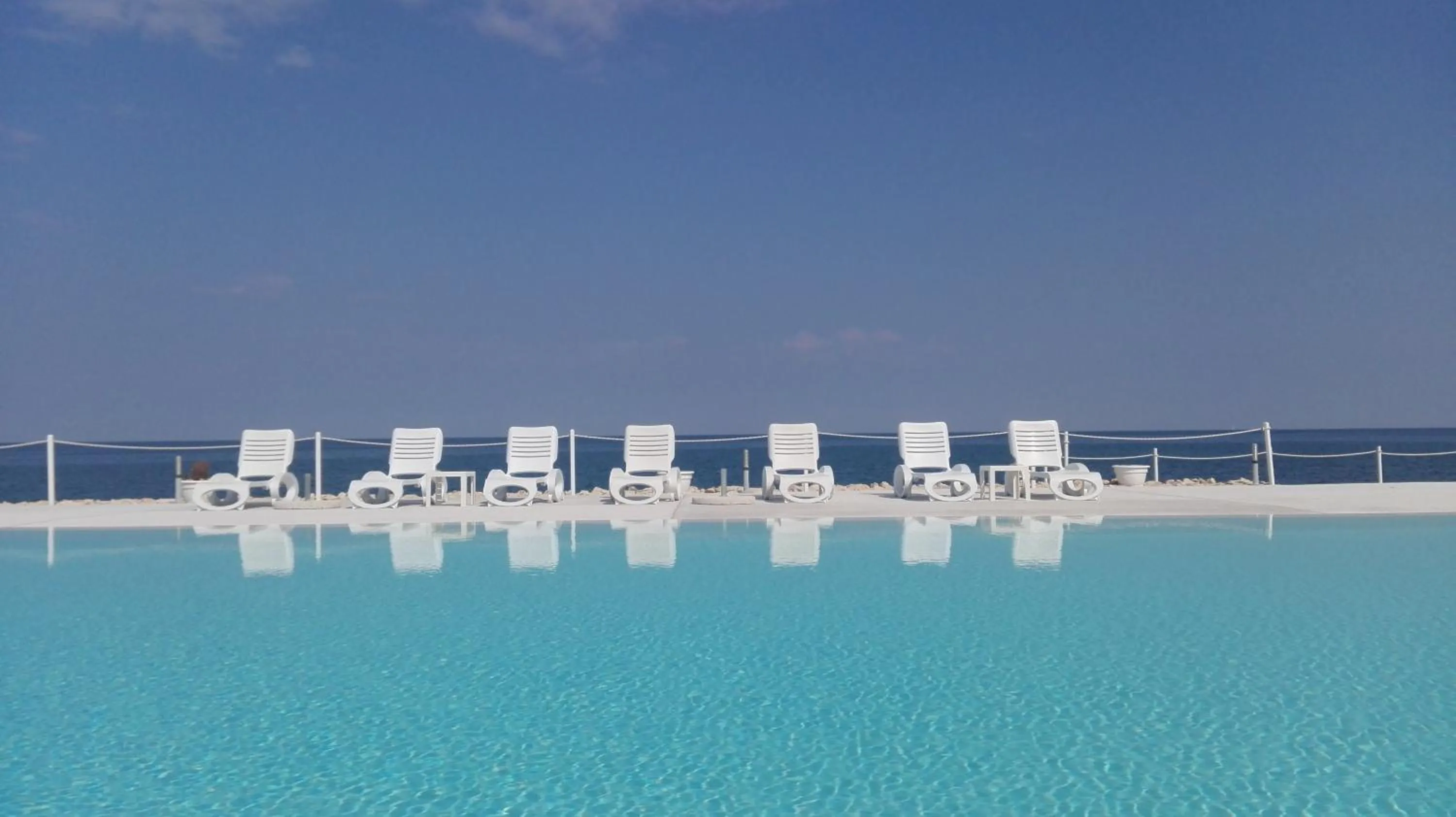 Pool view in Hotel La Sorgente