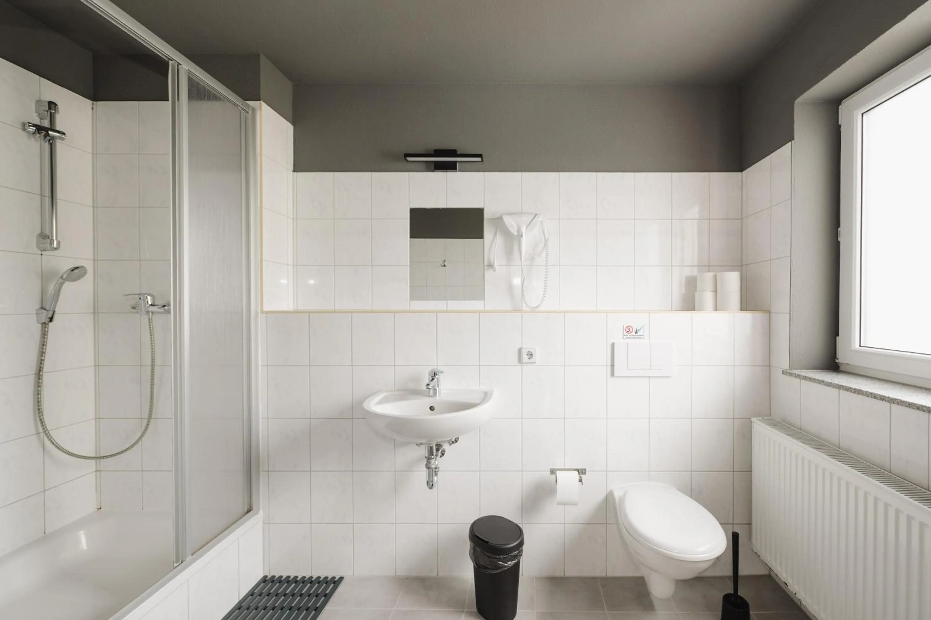 Bathroom in Wombat's City Hostel Leipzig