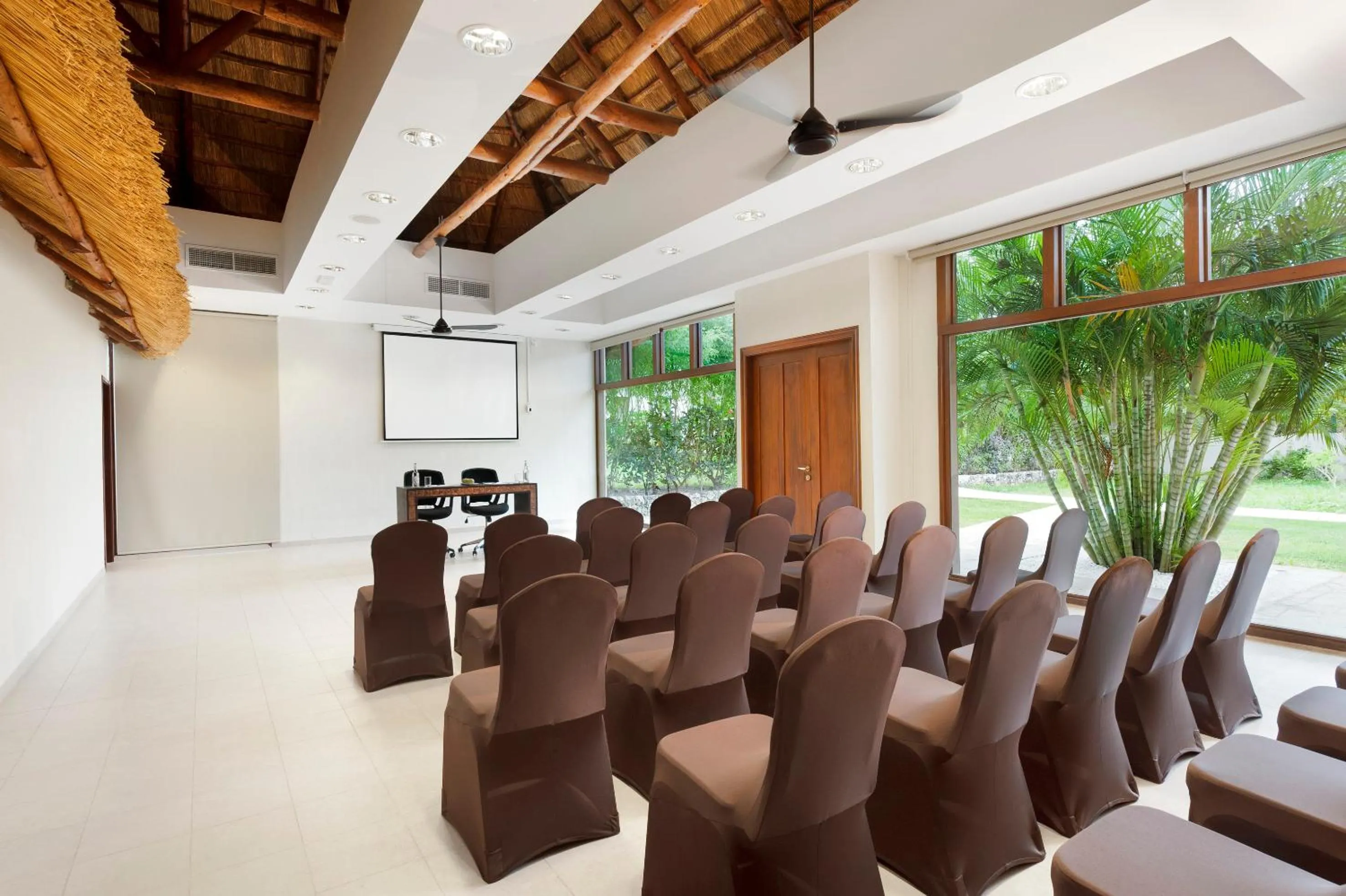 Meeting/conference room in Melia Zanzibar