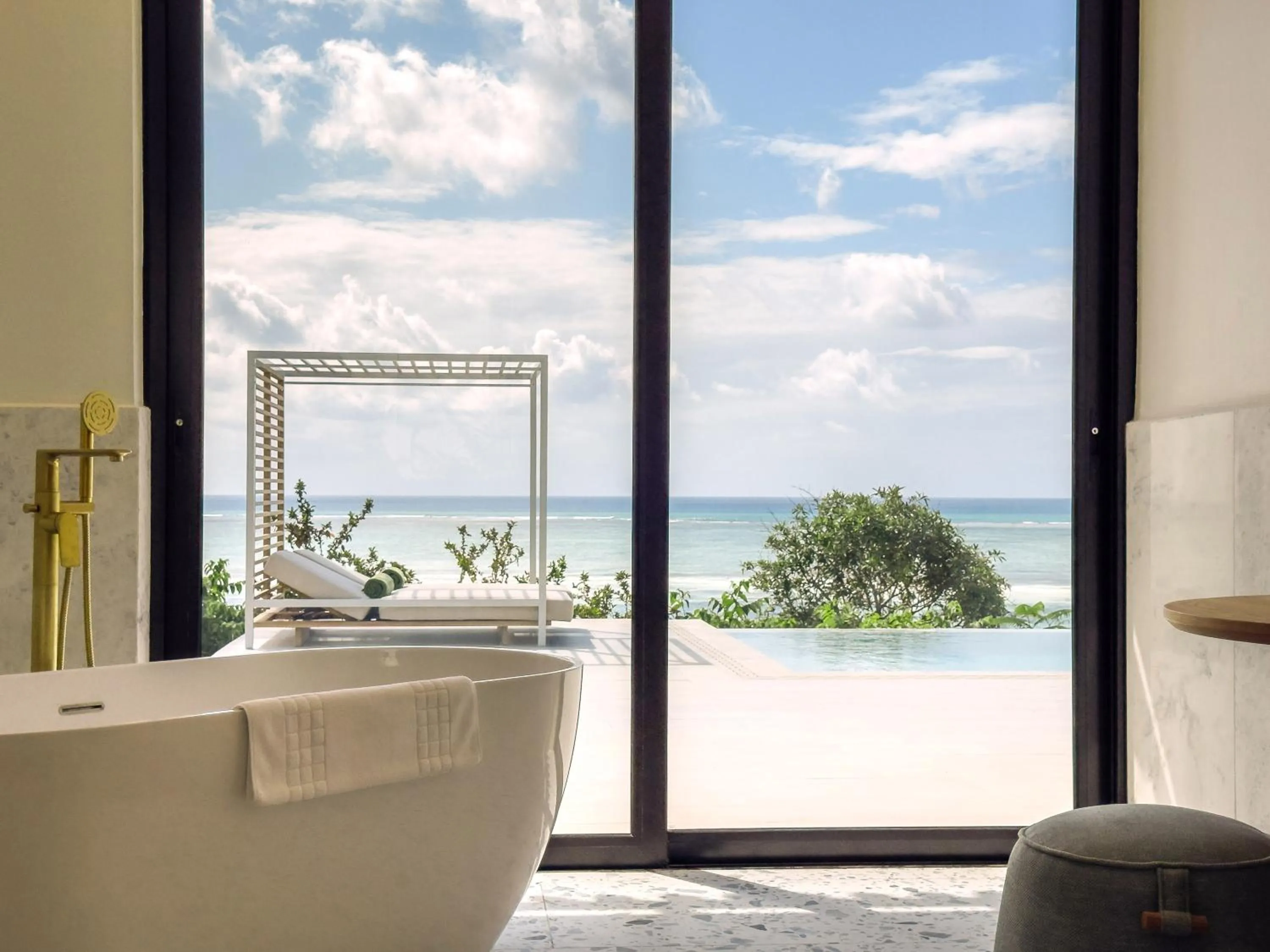 Bed in Melia Zanzibar