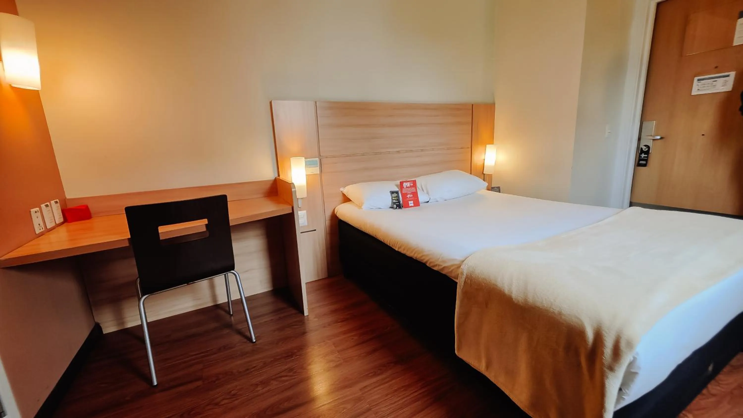 Bedroom, Bed in ibis Santiago Providencia