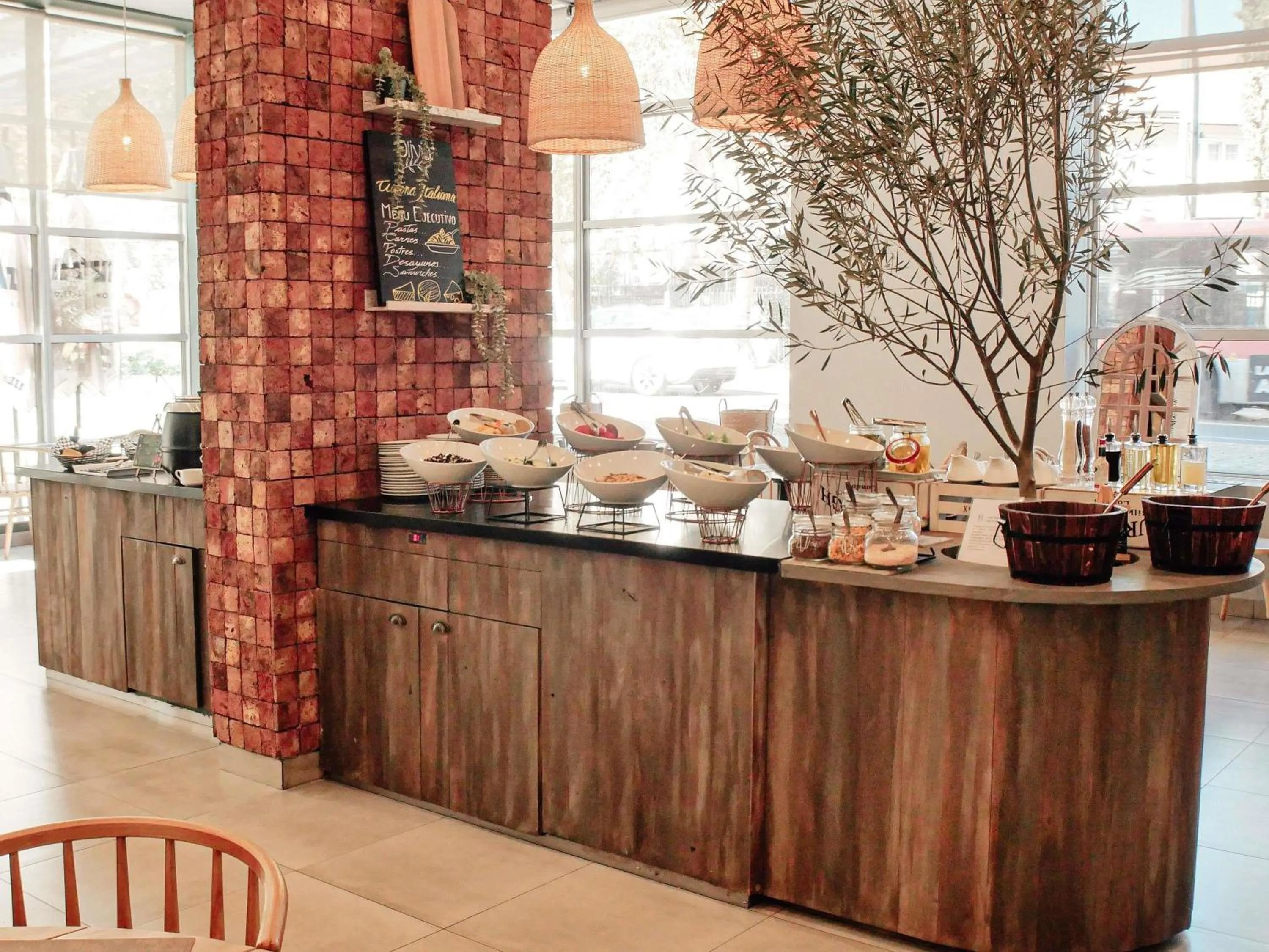 Property building in ibis Santiago Providencia