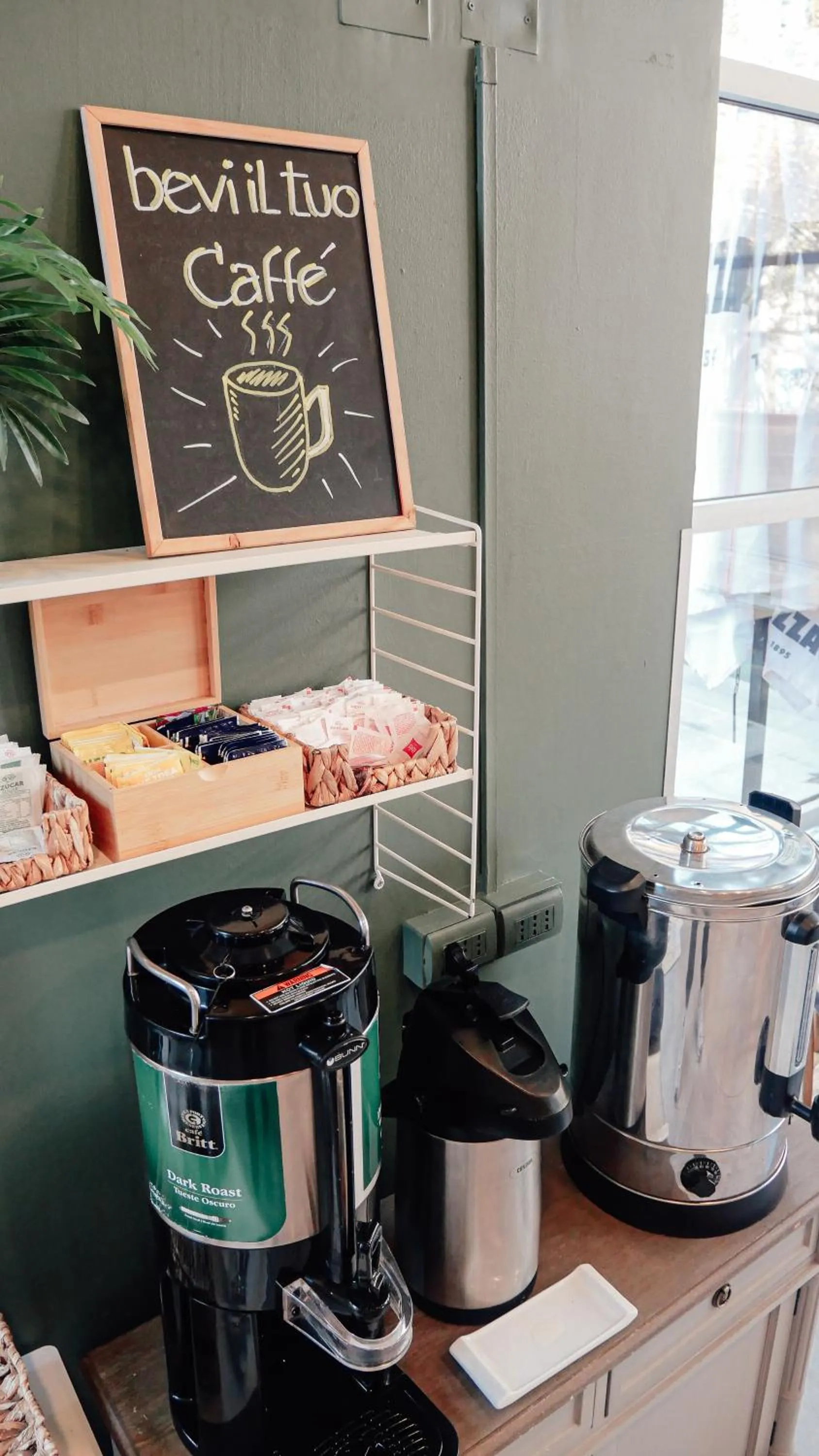 Restaurant/places to eat in ibis Santiago Providencia