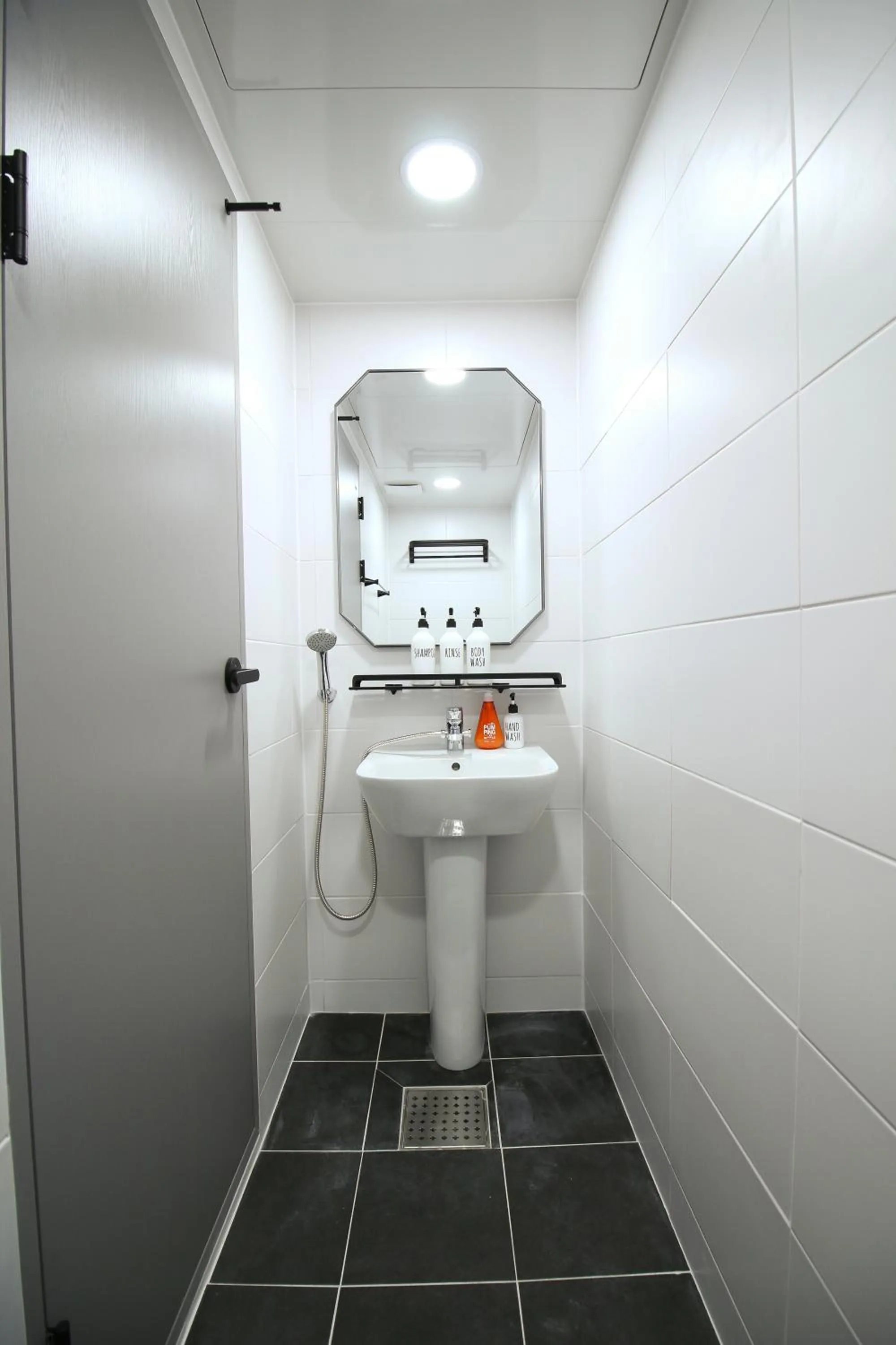 Heima Guesthouse Hongdae