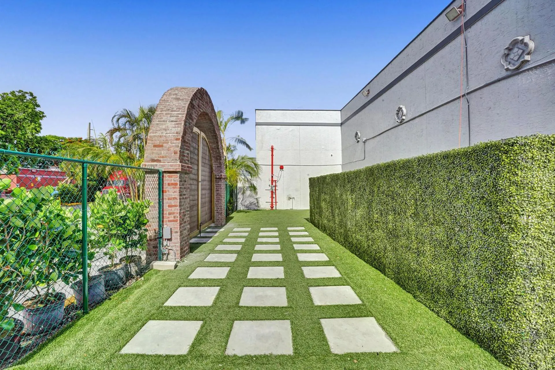 Garden in Fort Lauderdale Grand Hotel