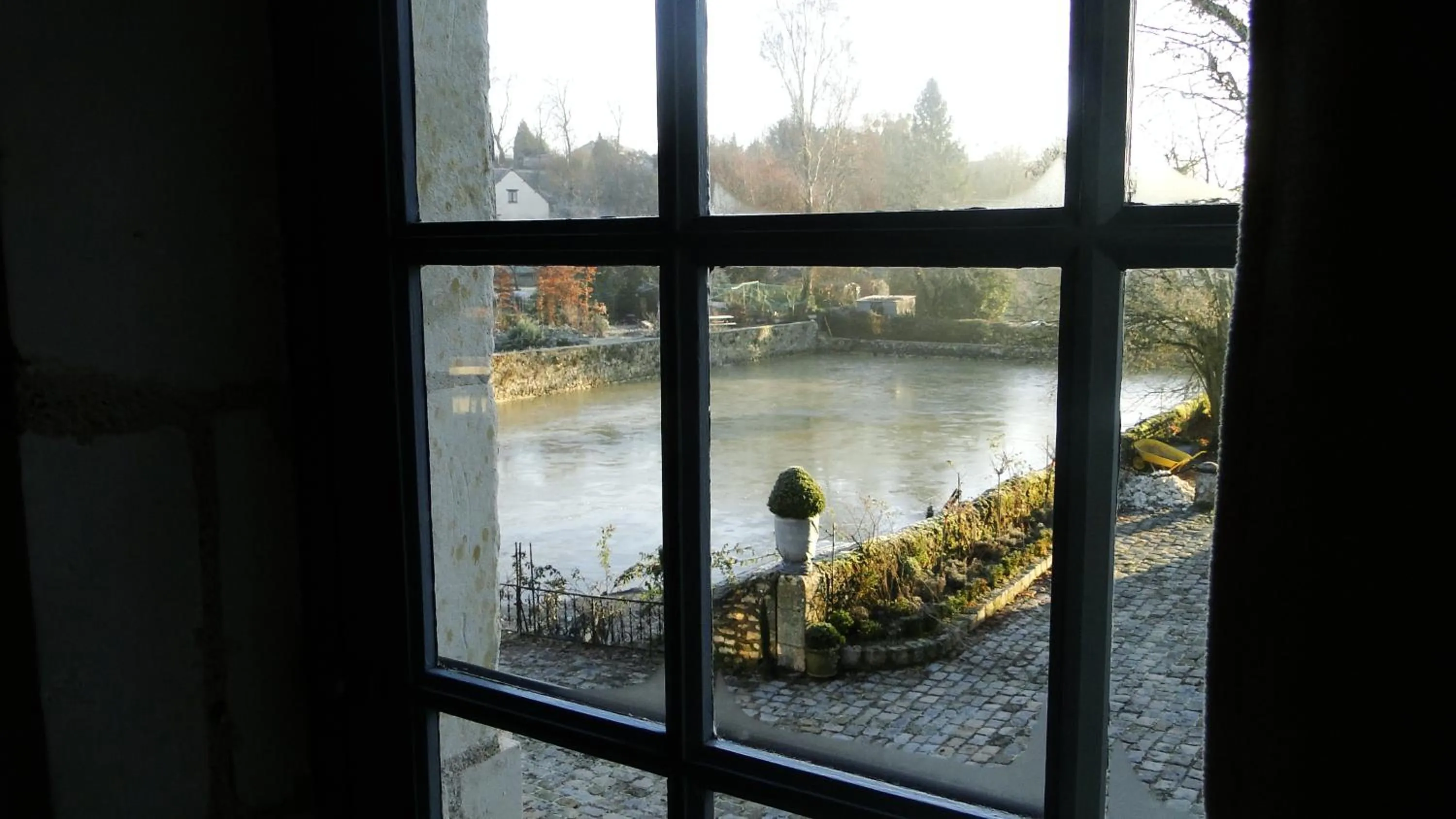 Lake view in Les Douves