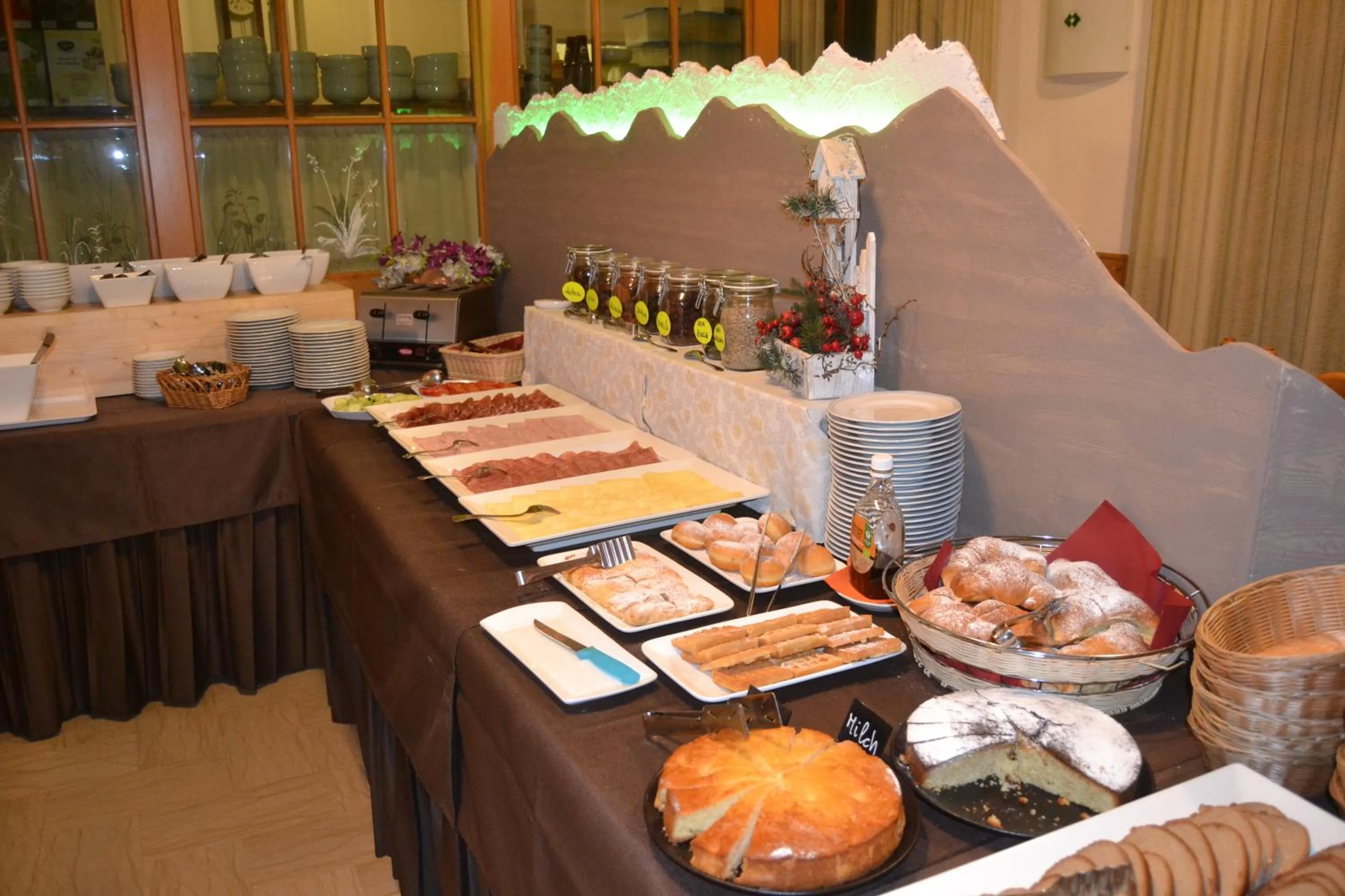 Breakfast in Hotel Cova