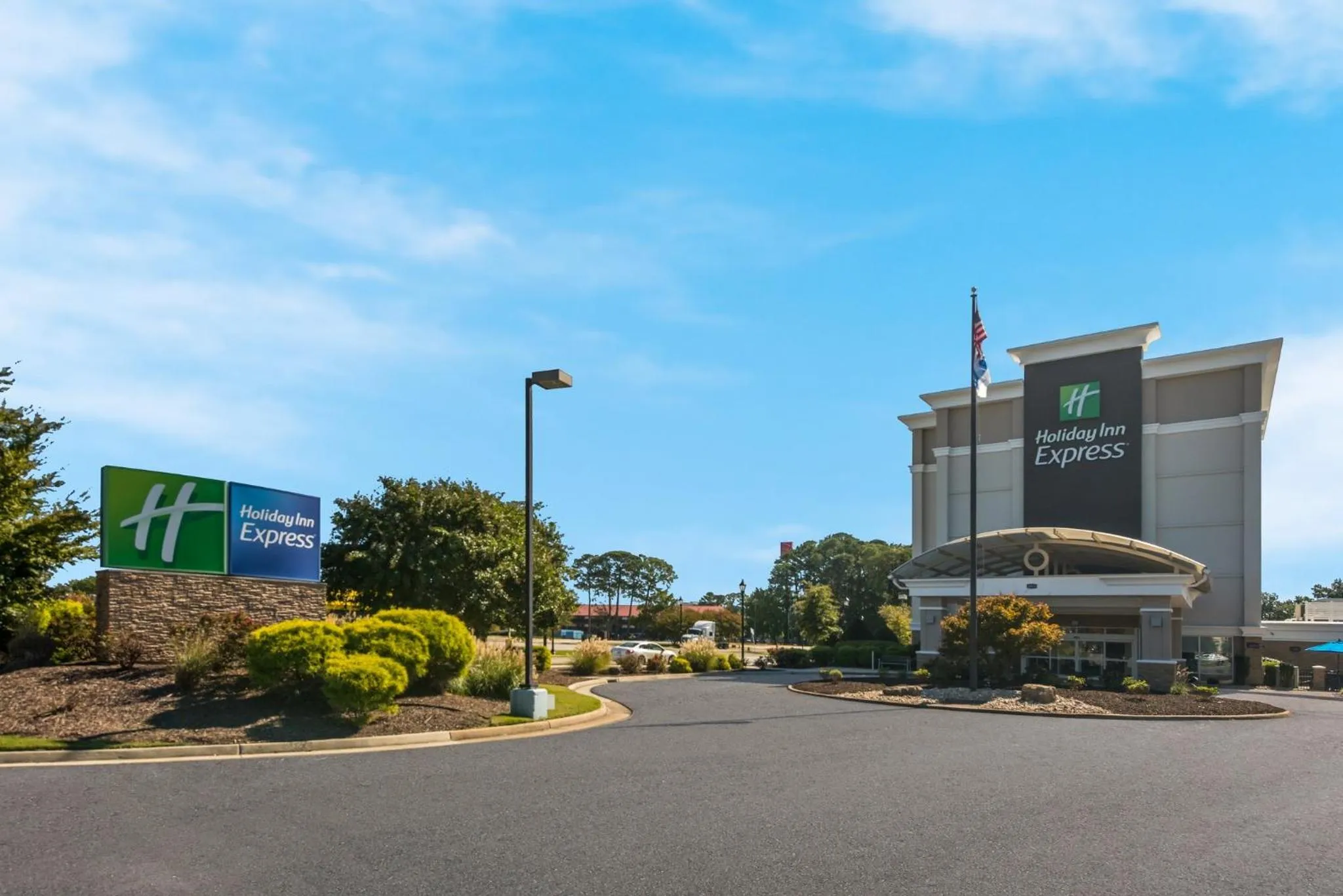 Property building in Holiday Inn Express Hotels- Hampton by IHG