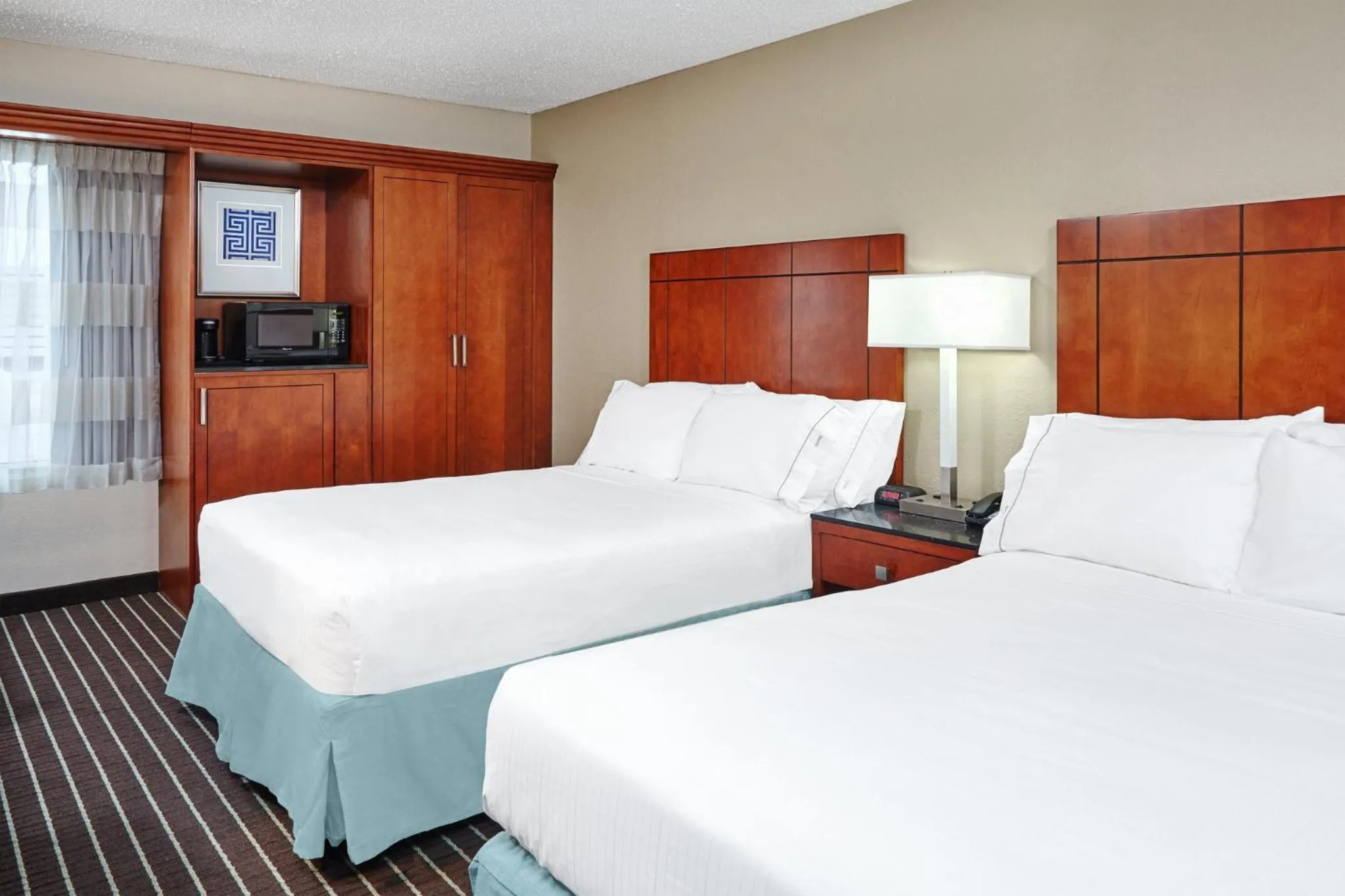 Photo of the whole room, Bed in Holiday Inn Express Hotels- Hampton by IHG