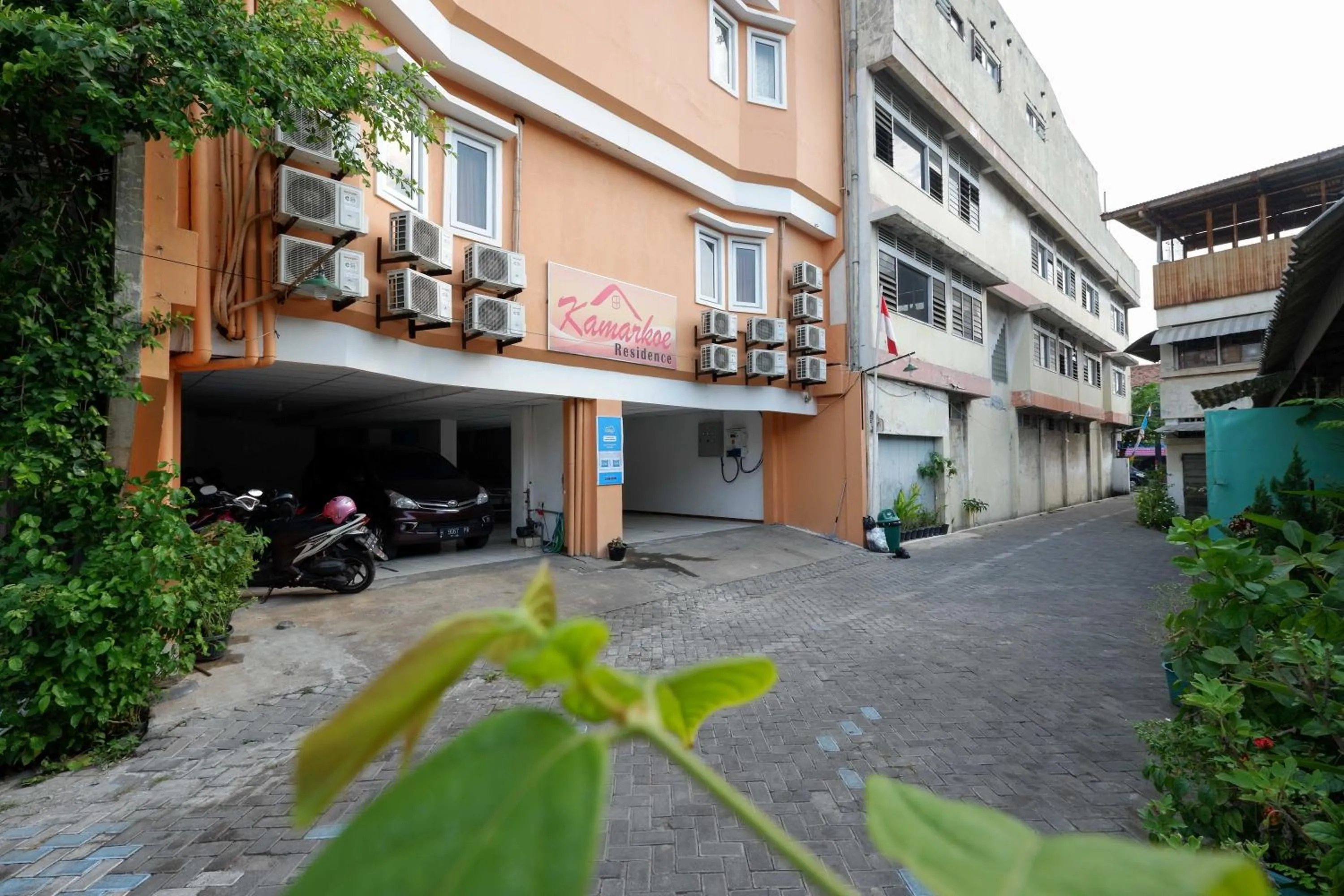 RedDoorz Near Kota Lama Semarang