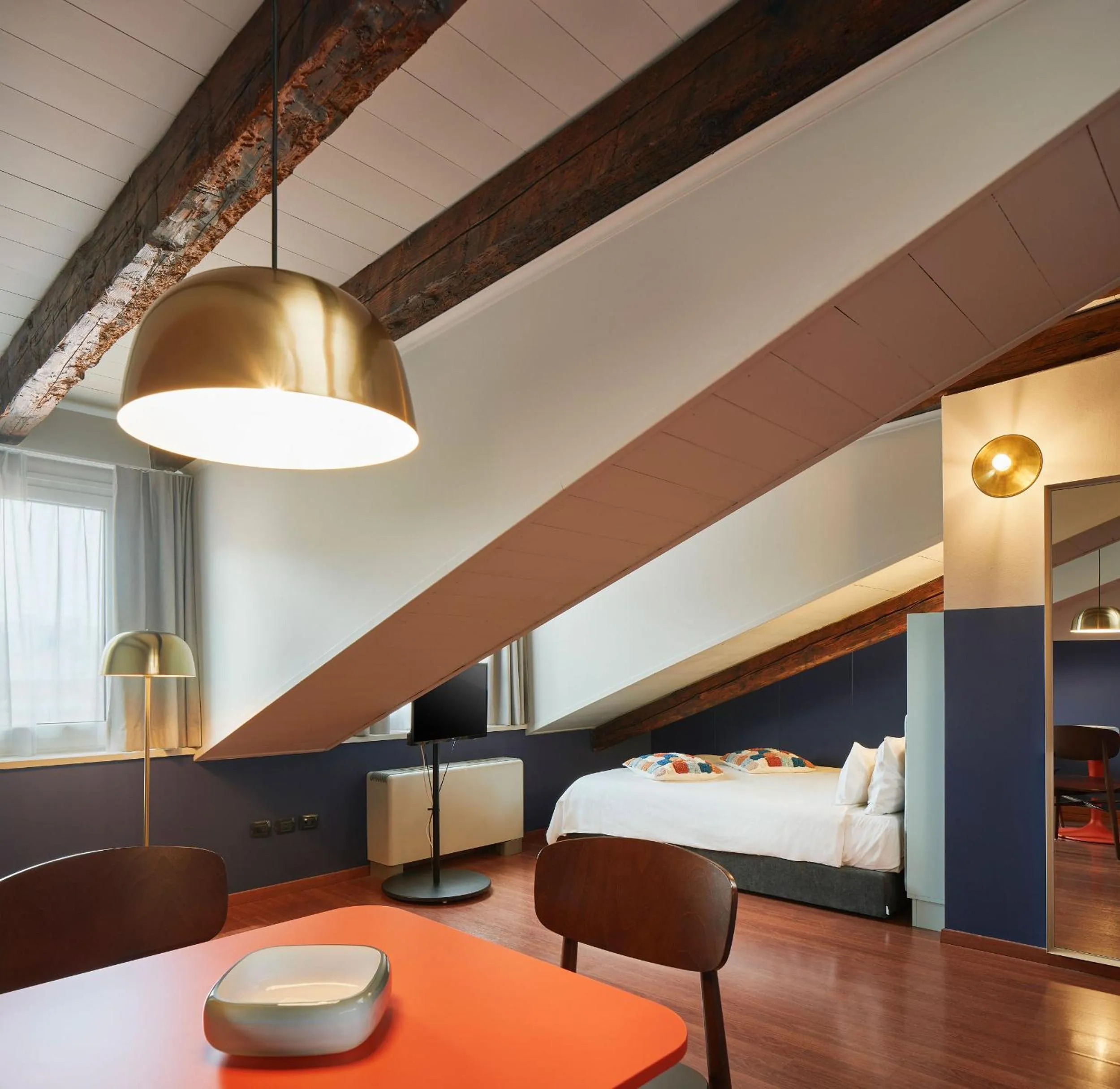 Bed in URBANAUTS STUDIOS Minelli