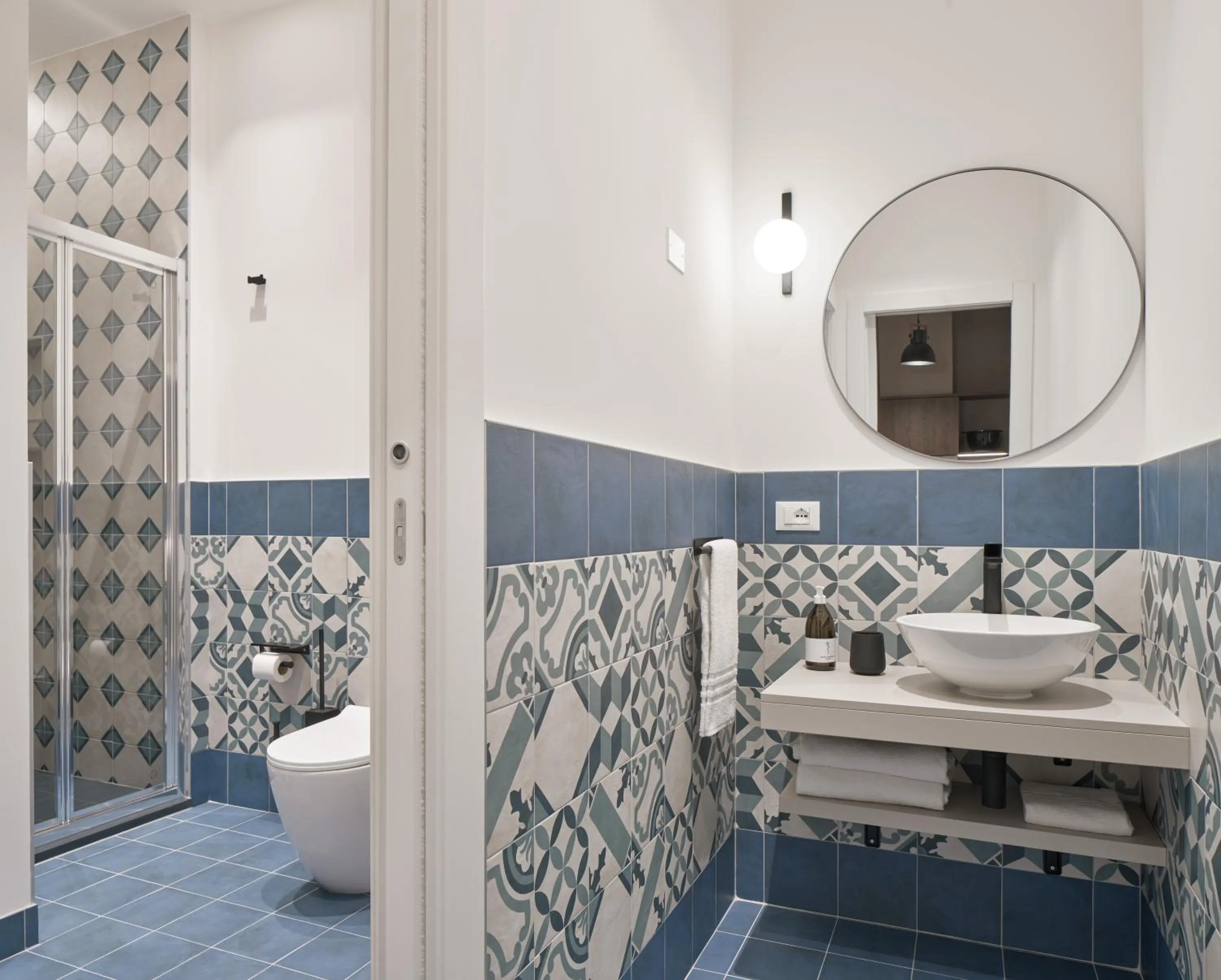 URBANAUTS STUDIOS Minelli