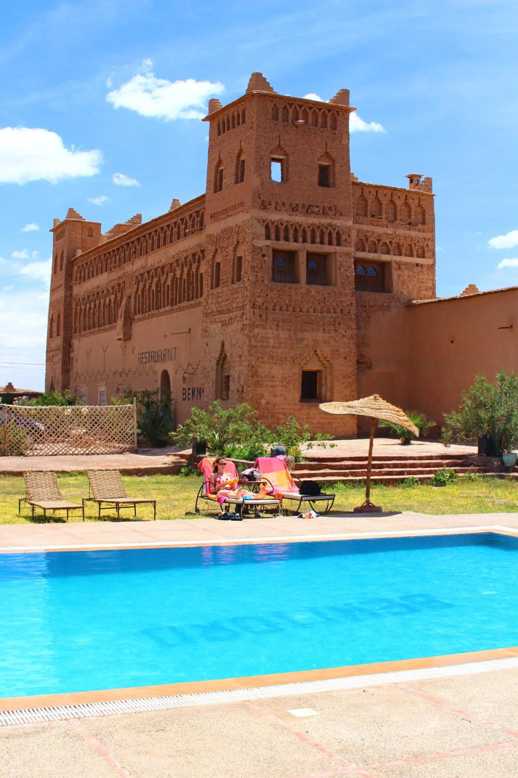 Pool view in Auberge Famille Benmoro
