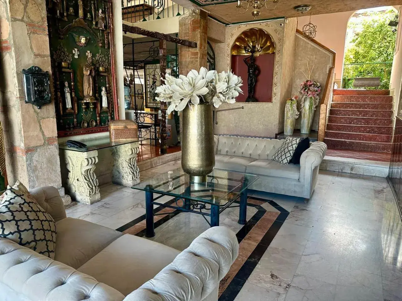 Lobby or reception in Hotel Inn Galerias Lobby or reception in Hotel Inn Galerias