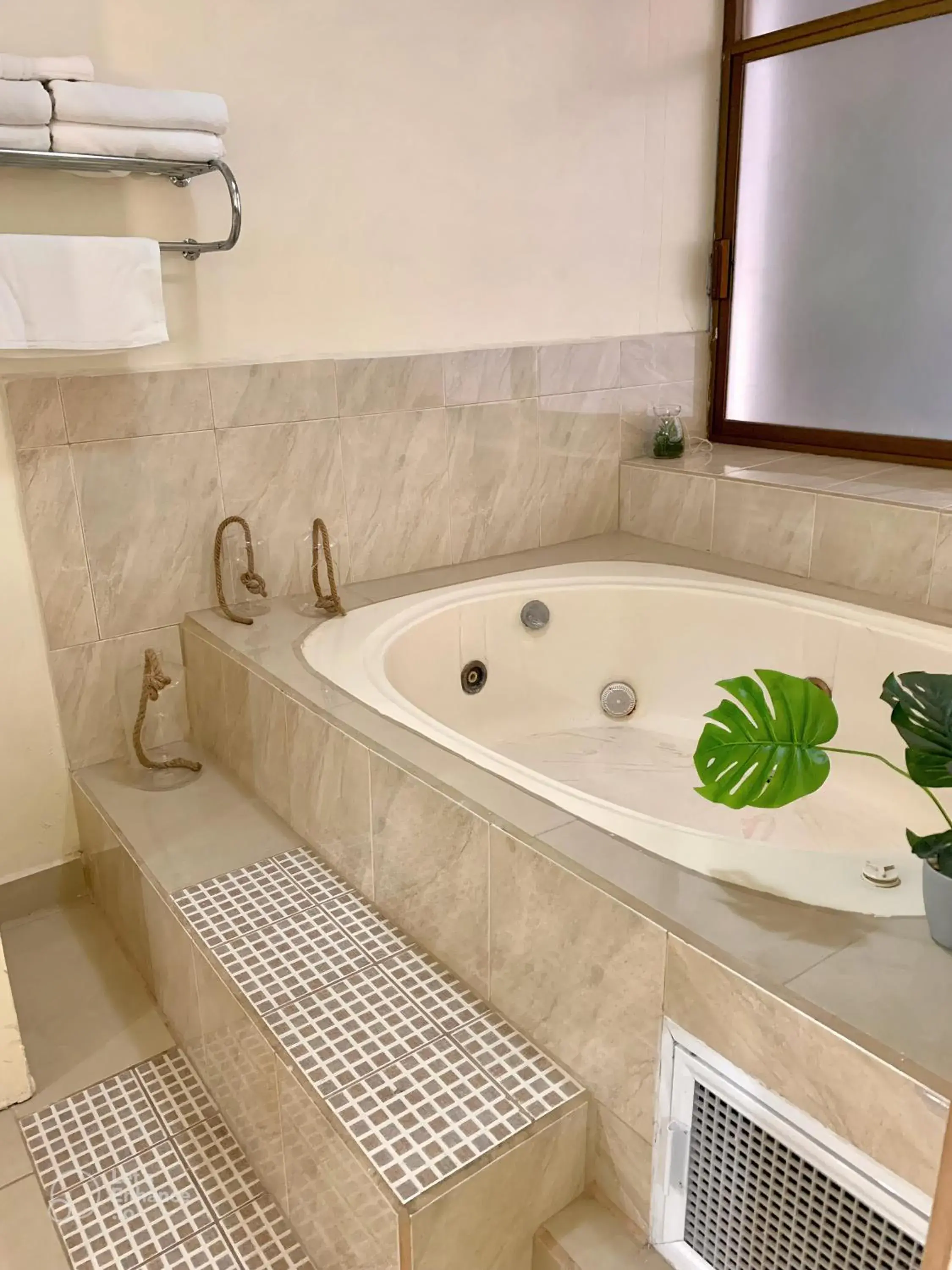 Deluxe Suite in Hotel Inn Galerias Deluxe Suite in Hotel Inn Galerias