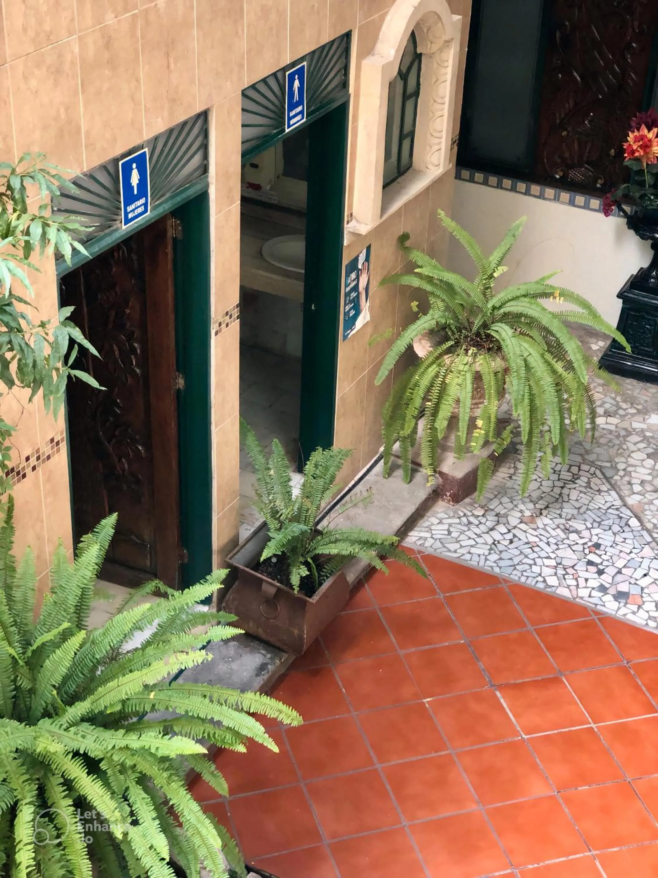 Public Bath in Hotel Inn Galerias