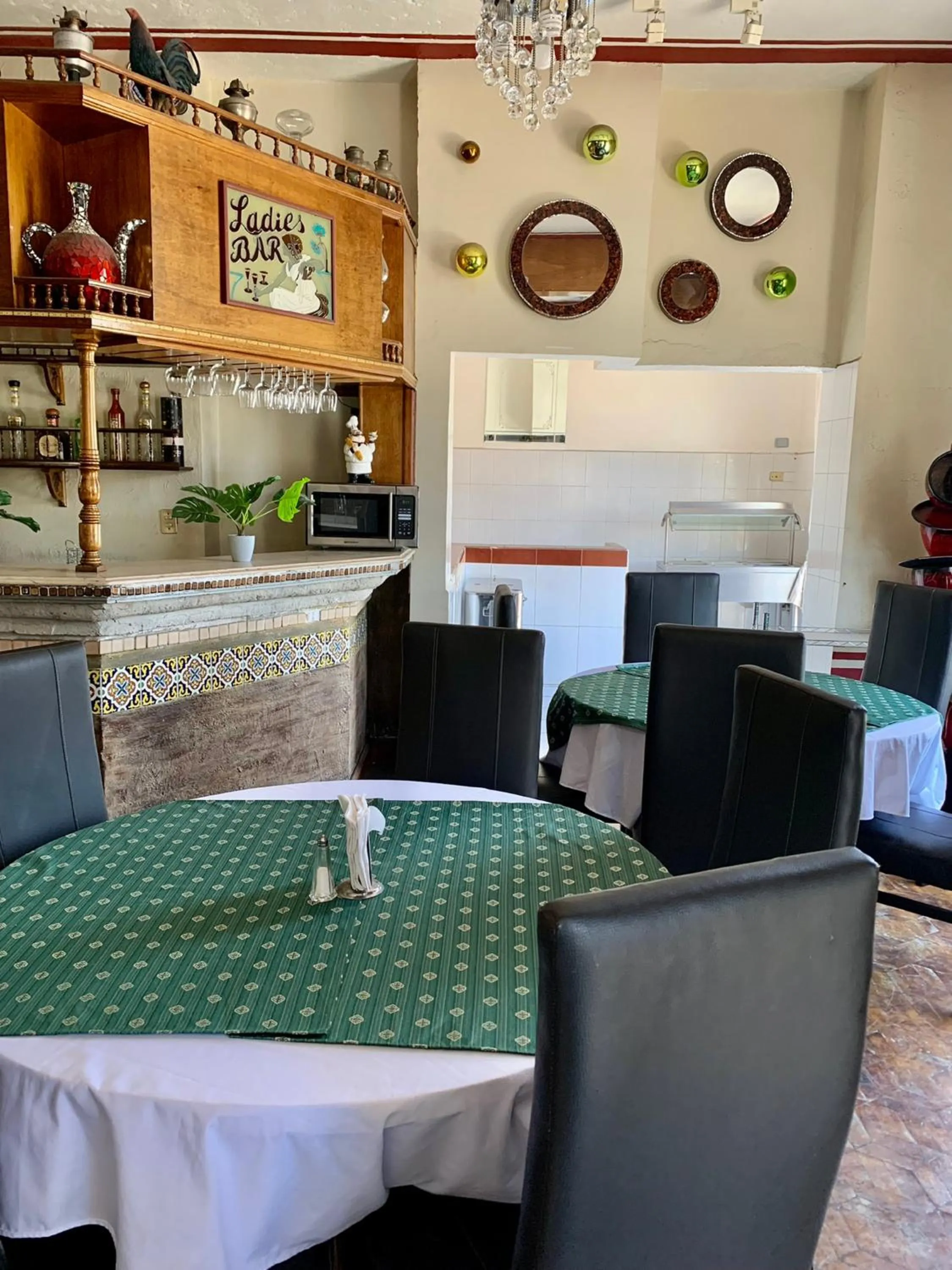 Restaurant/places to eat in Hotel Inn Galerias