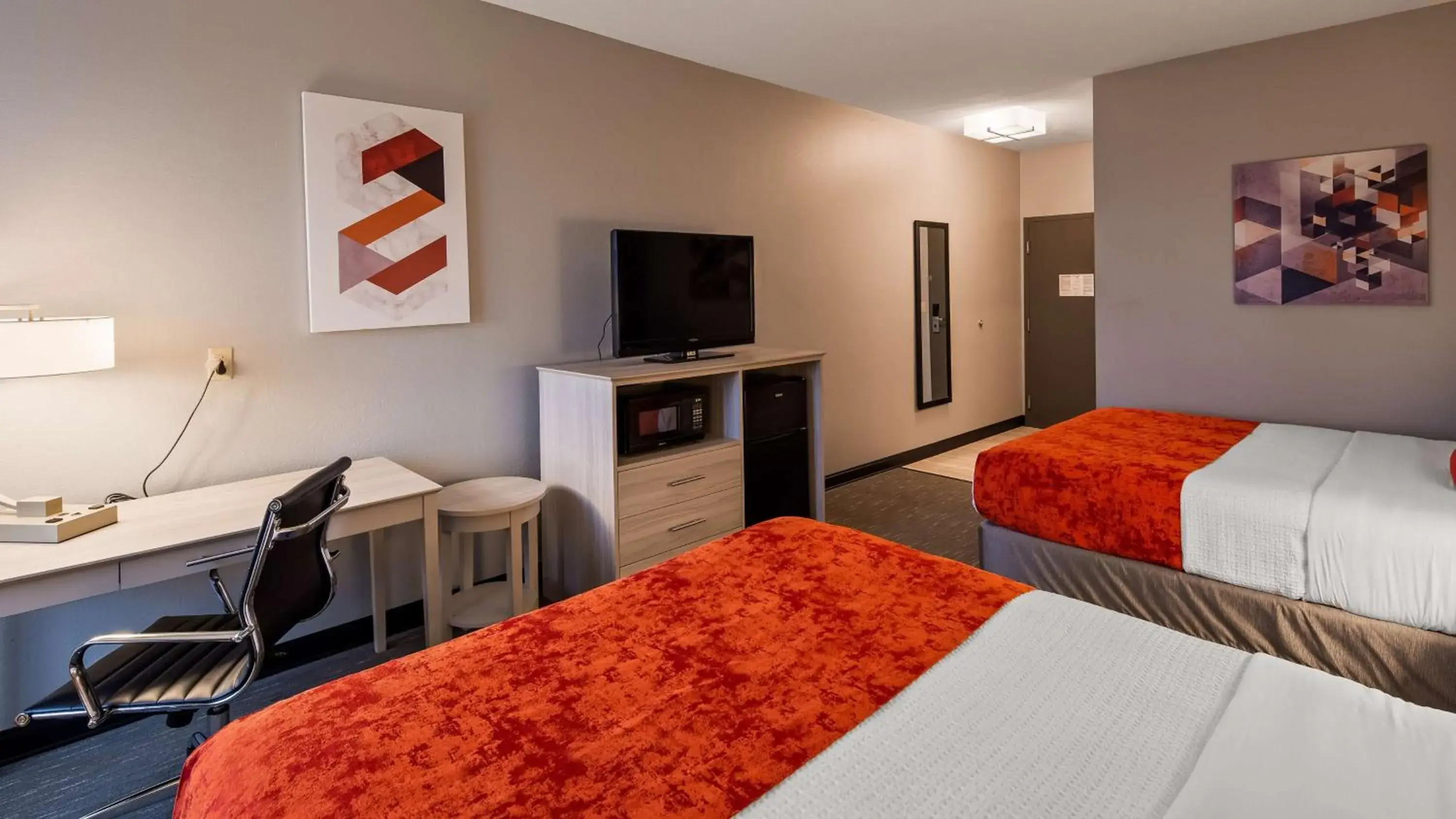 Bed in Best Western Plus New Cumberland Bed in Best Western Plus New Cumberland